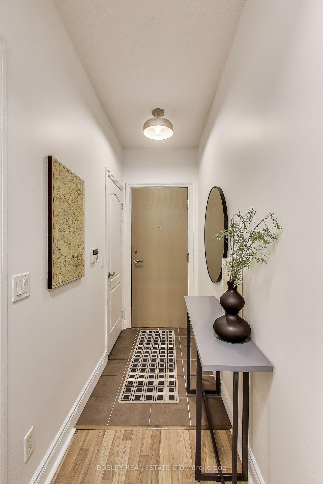 Photo 3 of Unit 412, 319 Merton Street, Toronto, Mount Pleasant East — HOMEH
