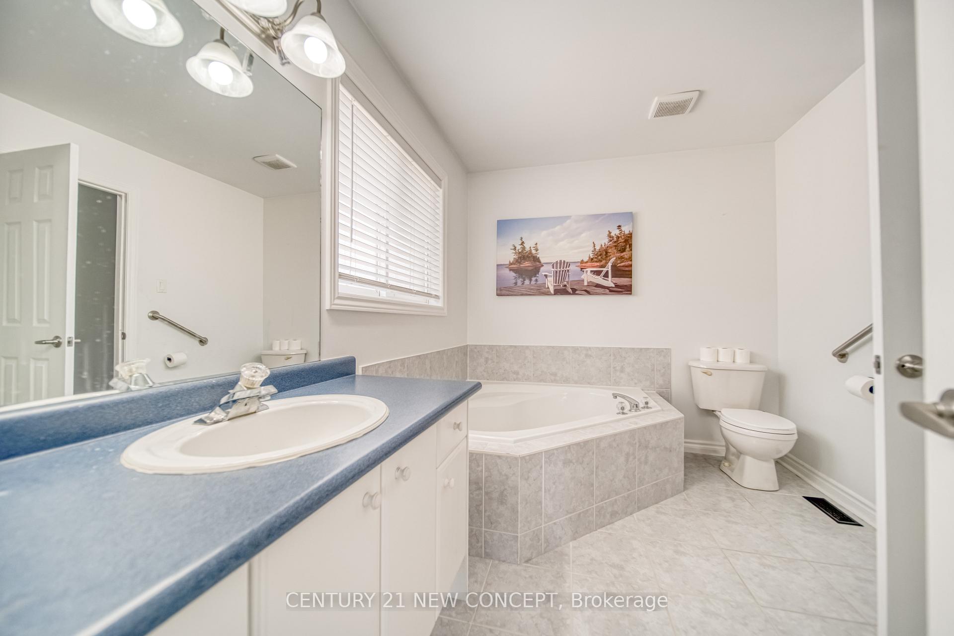 Photo 34 of 2 Michael Crescent, Barrie, 400 North — HOMEH