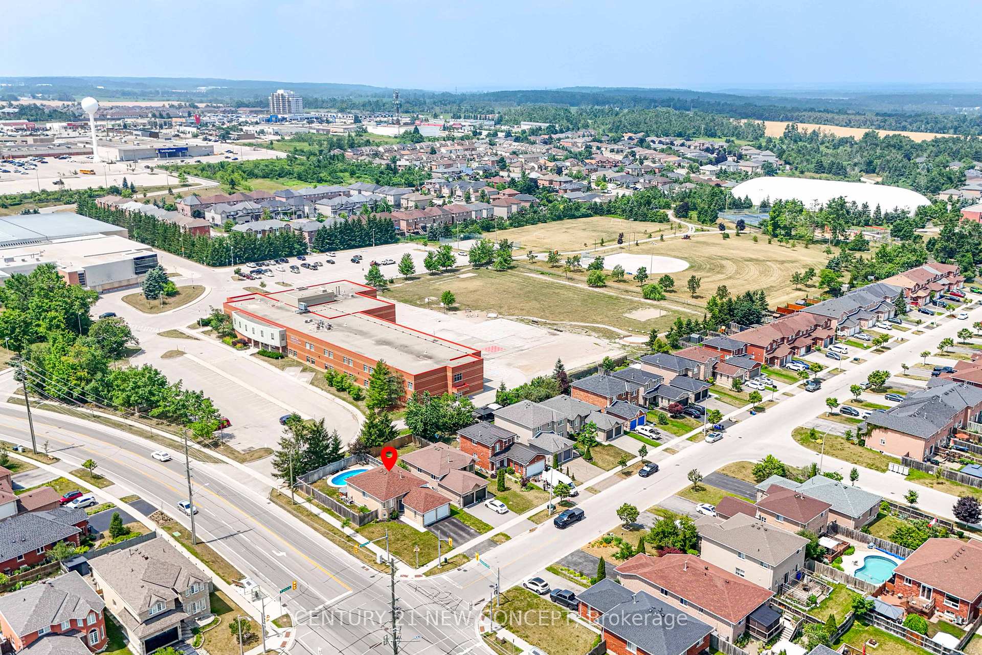 Photo 36 of 2 Michael Crescent, Barrie, 400 North — HOMEH
