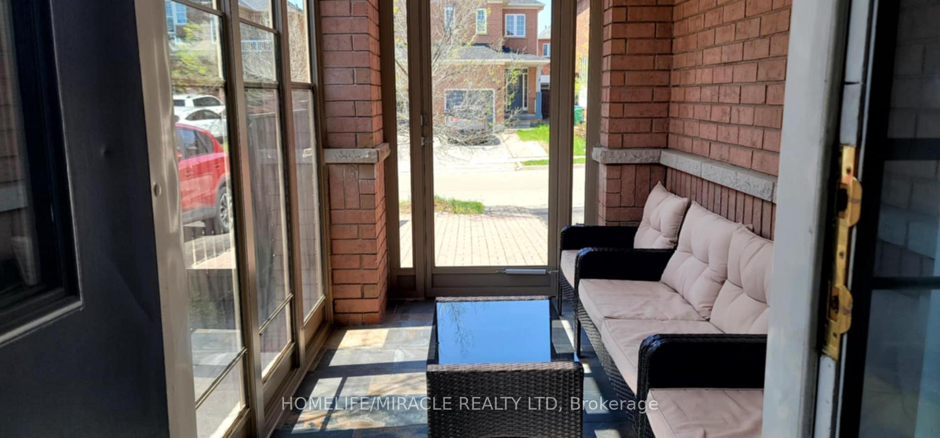 Photo 7 of 121 Nathaniel Crescent, Brampton, Bram West — HOMEH