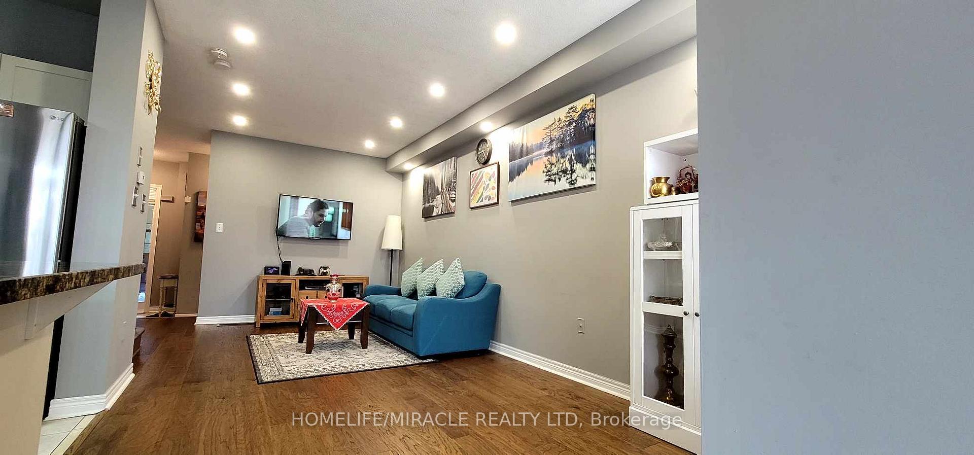 Photo 17 of 121 Nathaniel Crescent, Brampton, Bram West — HOMEH
