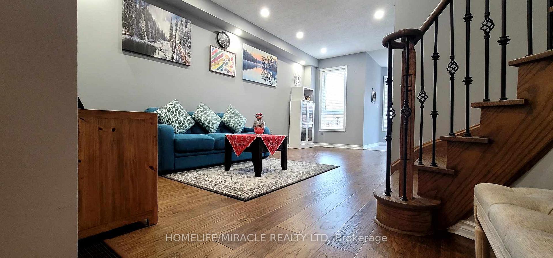 Photo 19 of 121 Nathaniel Crescent, Brampton, Bram West — HOMEH