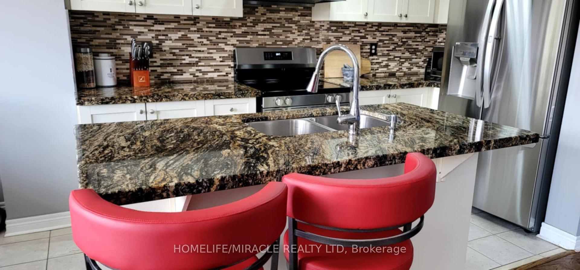 Photo 18 of 121 Nathaniel Crescent, Brampton, Bram West — HOMEH