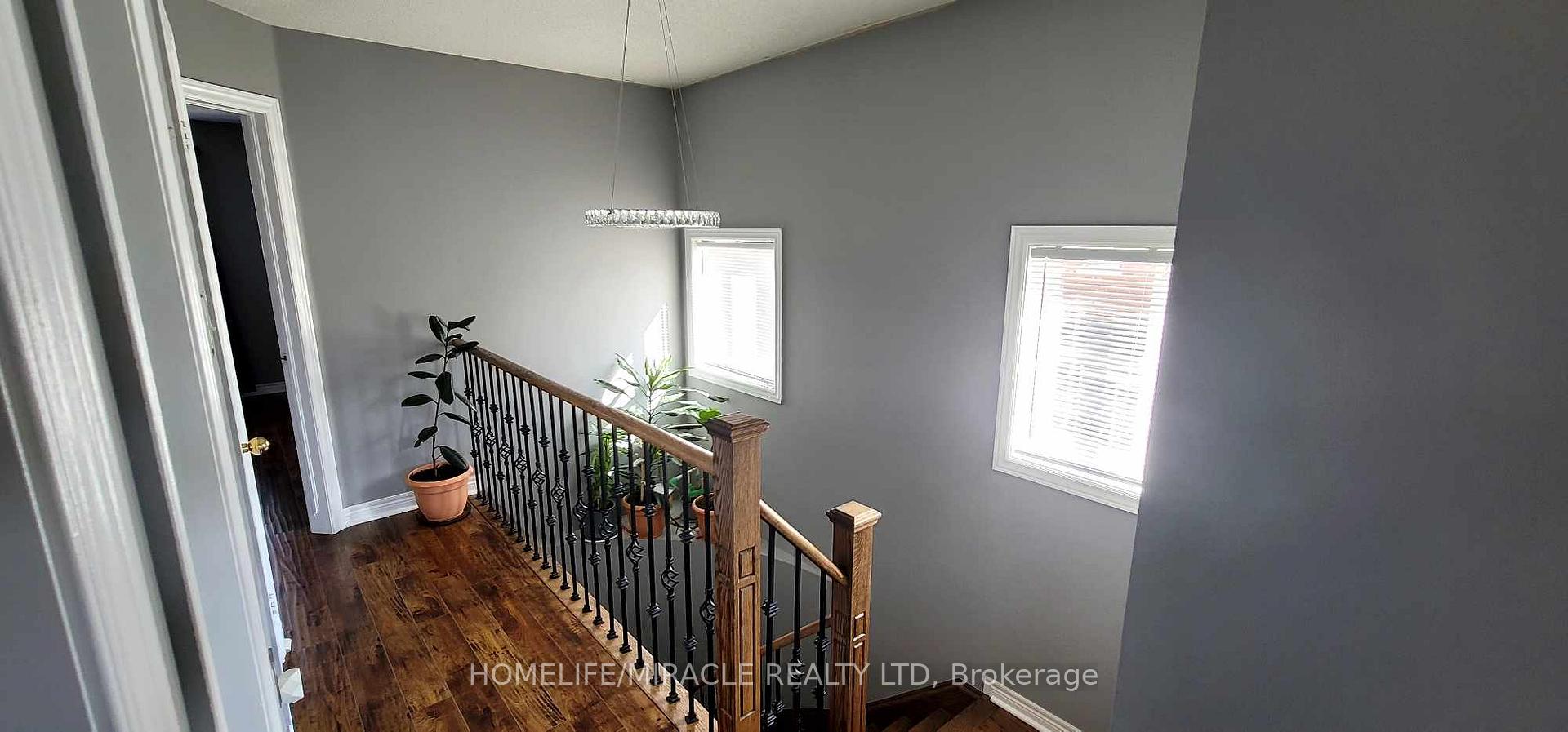 Photo 24 of 121 Nathaniel Crescent, Brampton, Bram West — HOMEH
