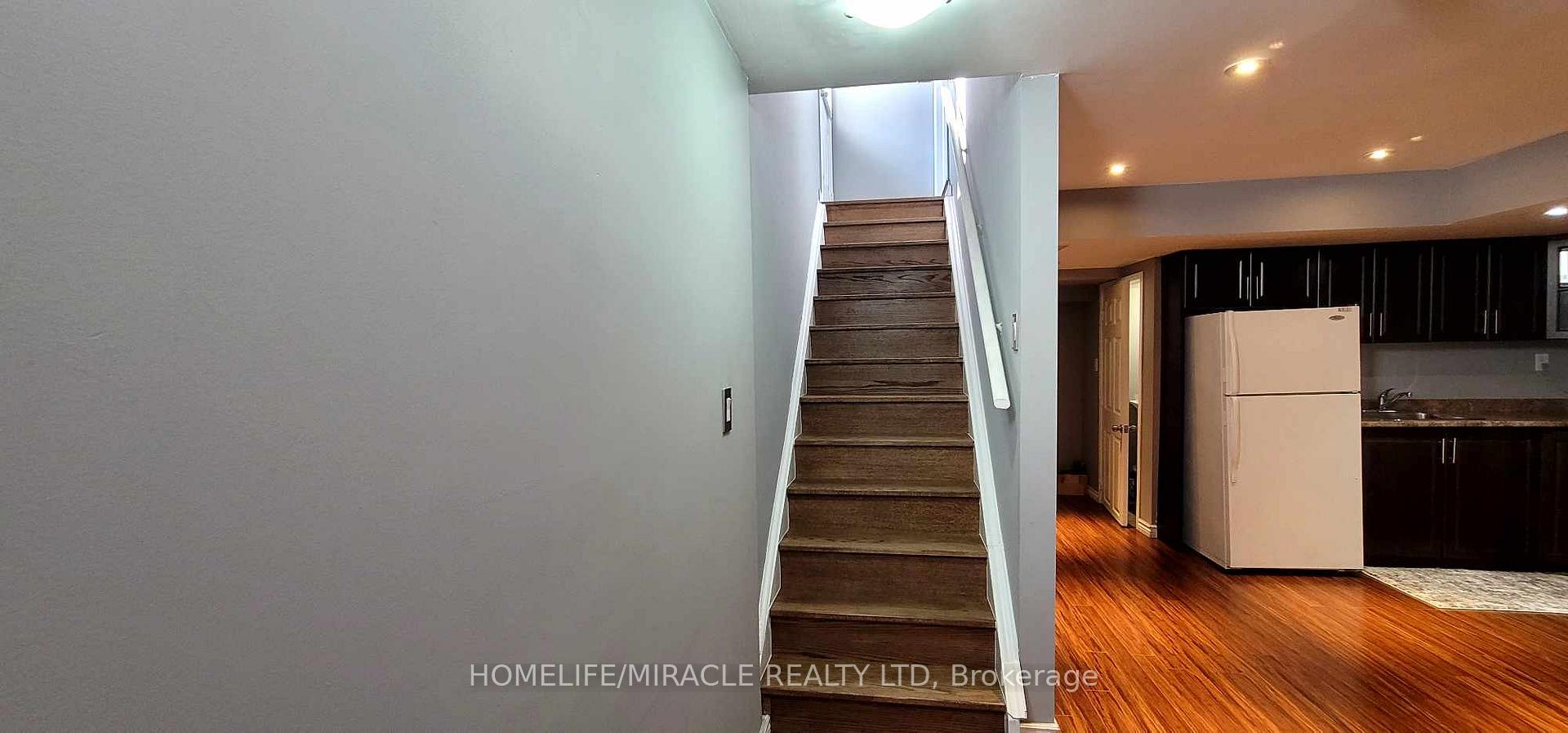 Photo 36 of 121 Nathaniel Crescent, Brampton, Bram West — HOMEH