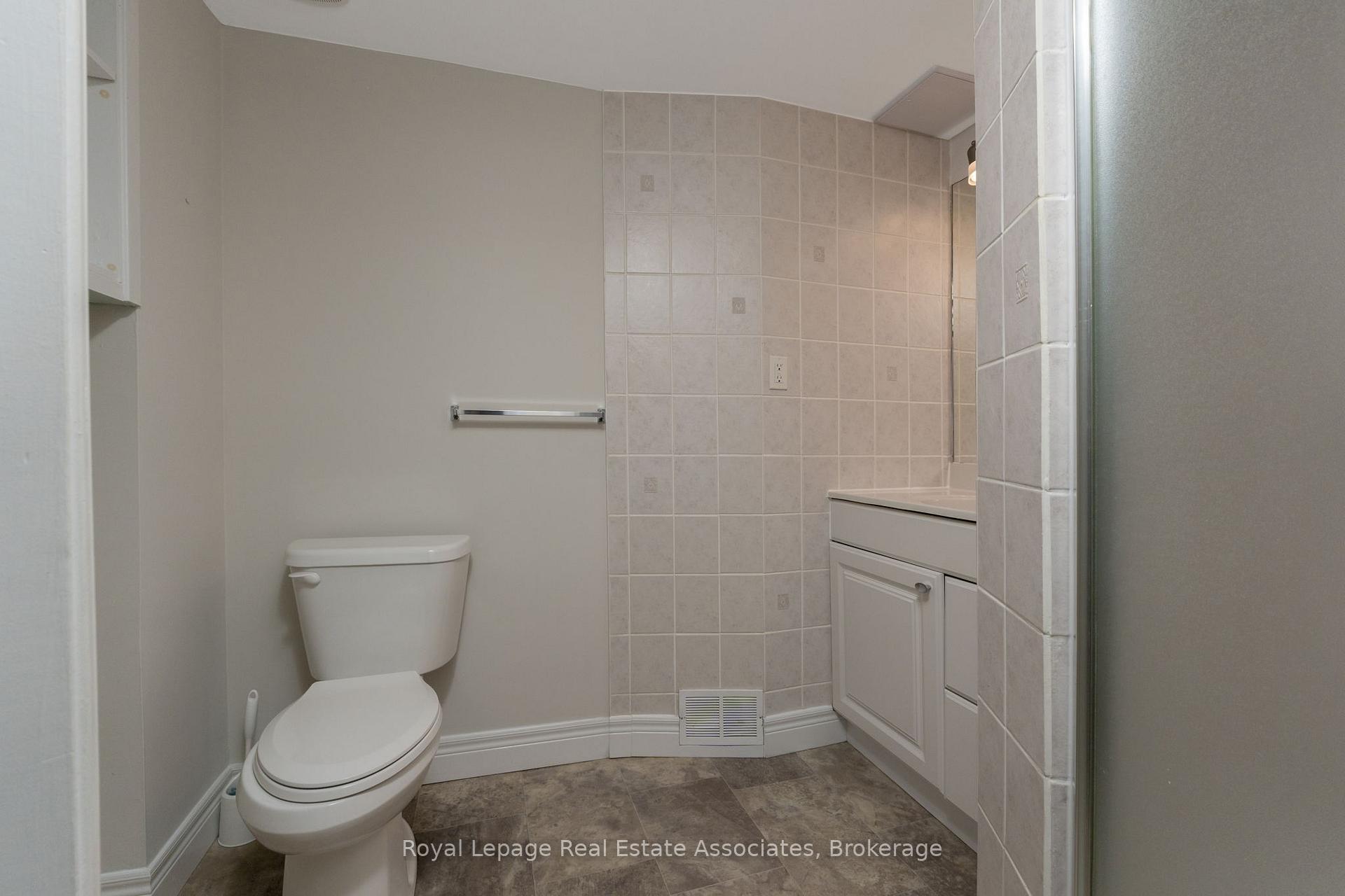 Photo 30 of Unit A, 695A Highpoint Boulevard, Waterloo — HOMEH