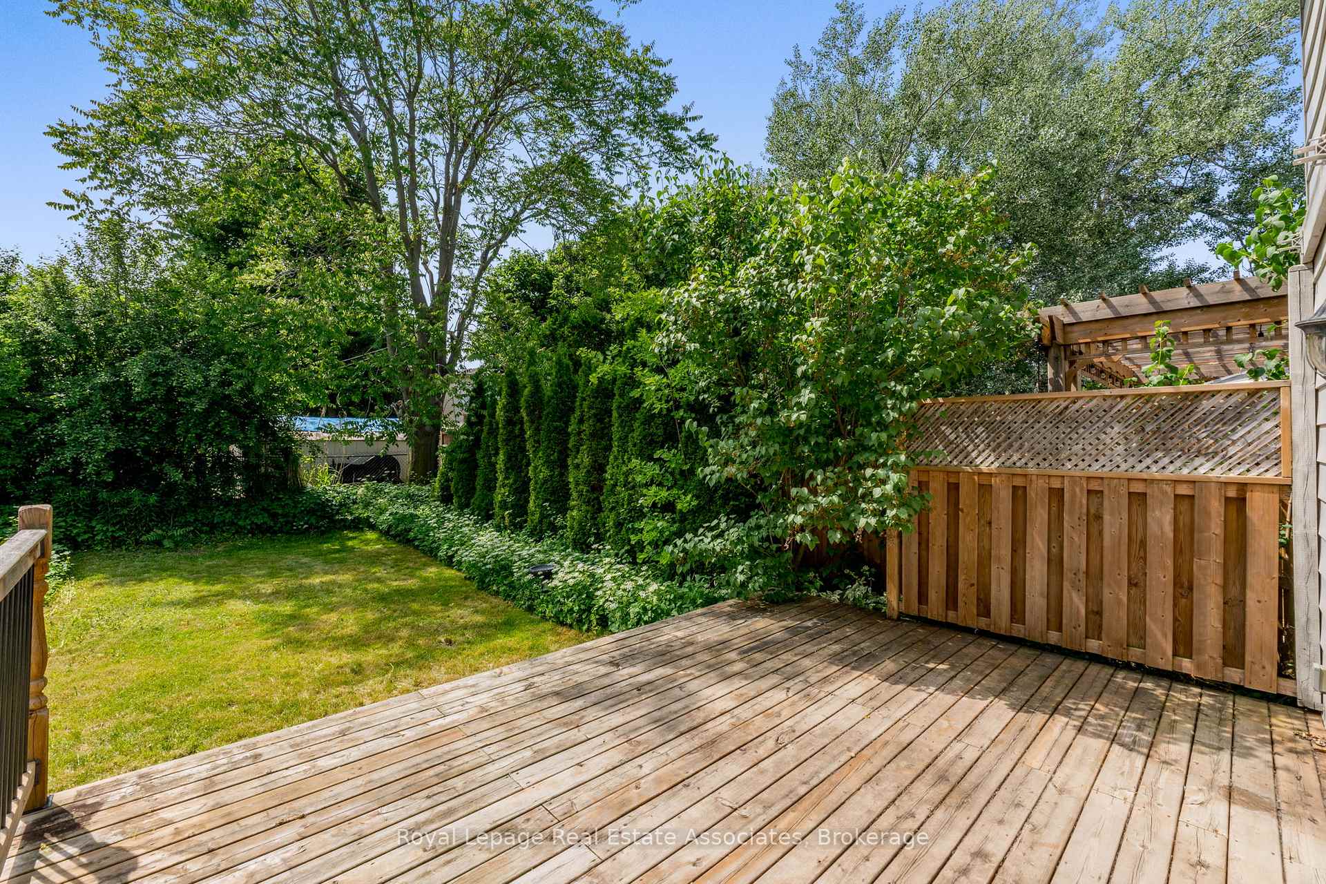 Photo 36 of Unit A, 695A Highpoint Boulevard, Waterloo — HOMEH