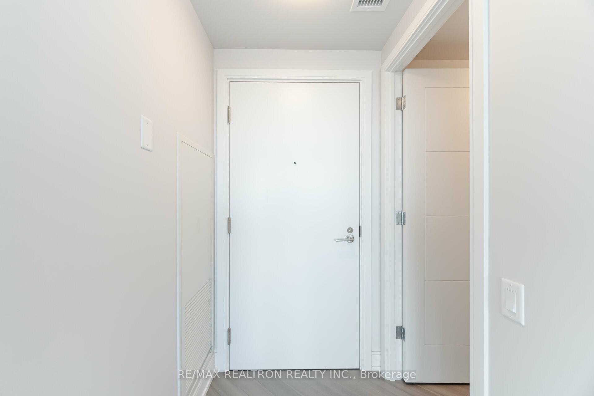 Photo 1 of Unit 807, 2525 Bathurst Street, Toronto, Forest Hill North — HOMEH