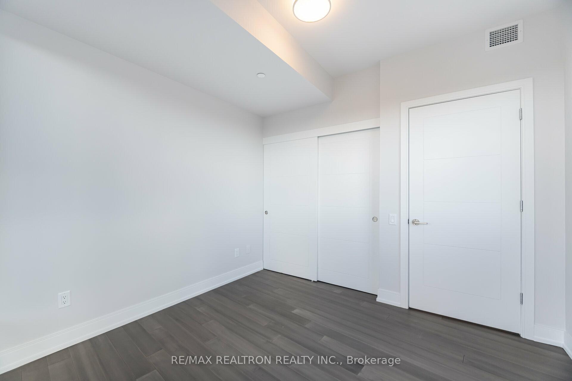 Photo 12 of Unit 807, 2525 Bathurst Street, Toronto, Forest Hill North — HOMEH