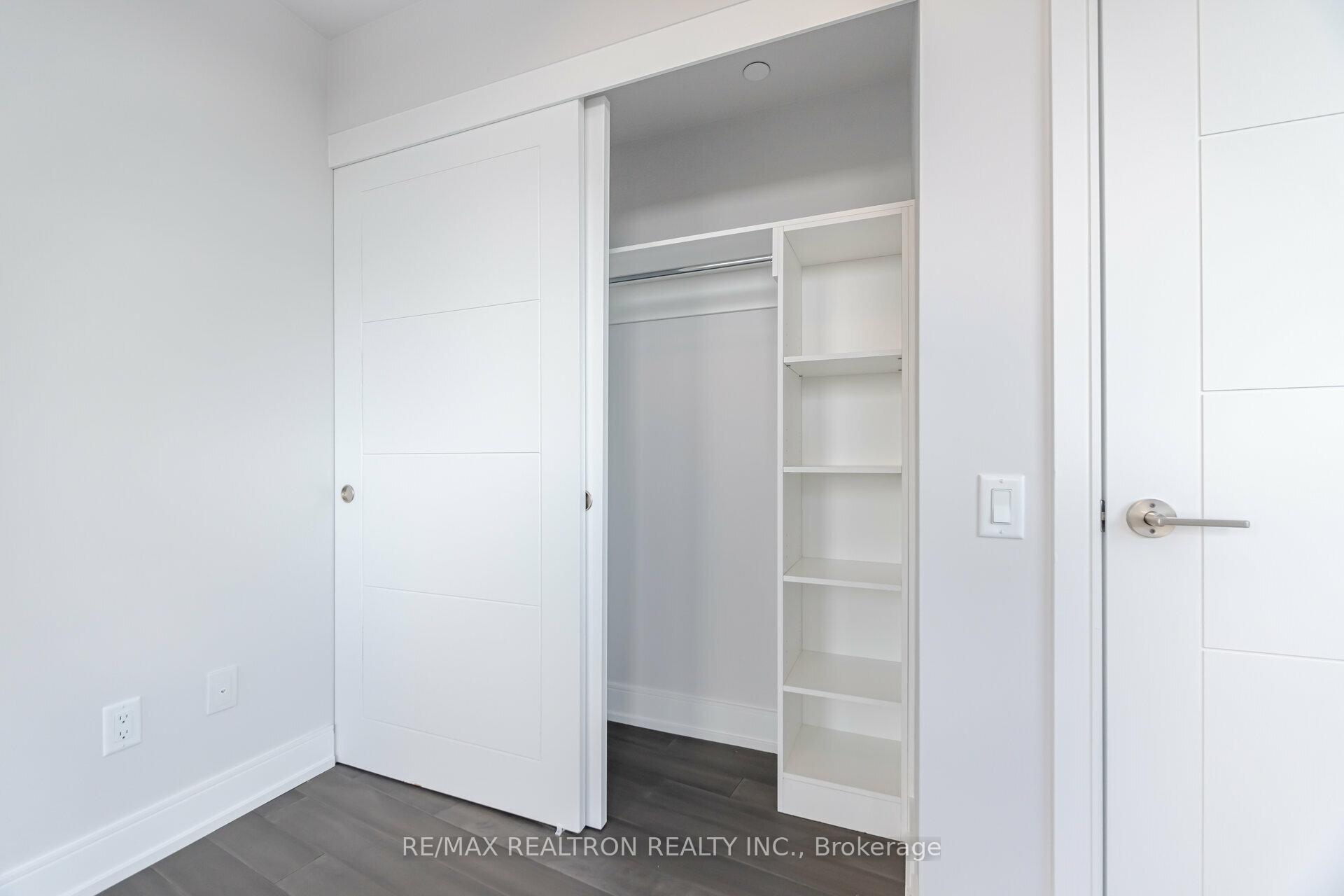 Photo 7 of Unit 807, 2525 Bathurst Street, Toronto, Forest Hill North — HOMEH