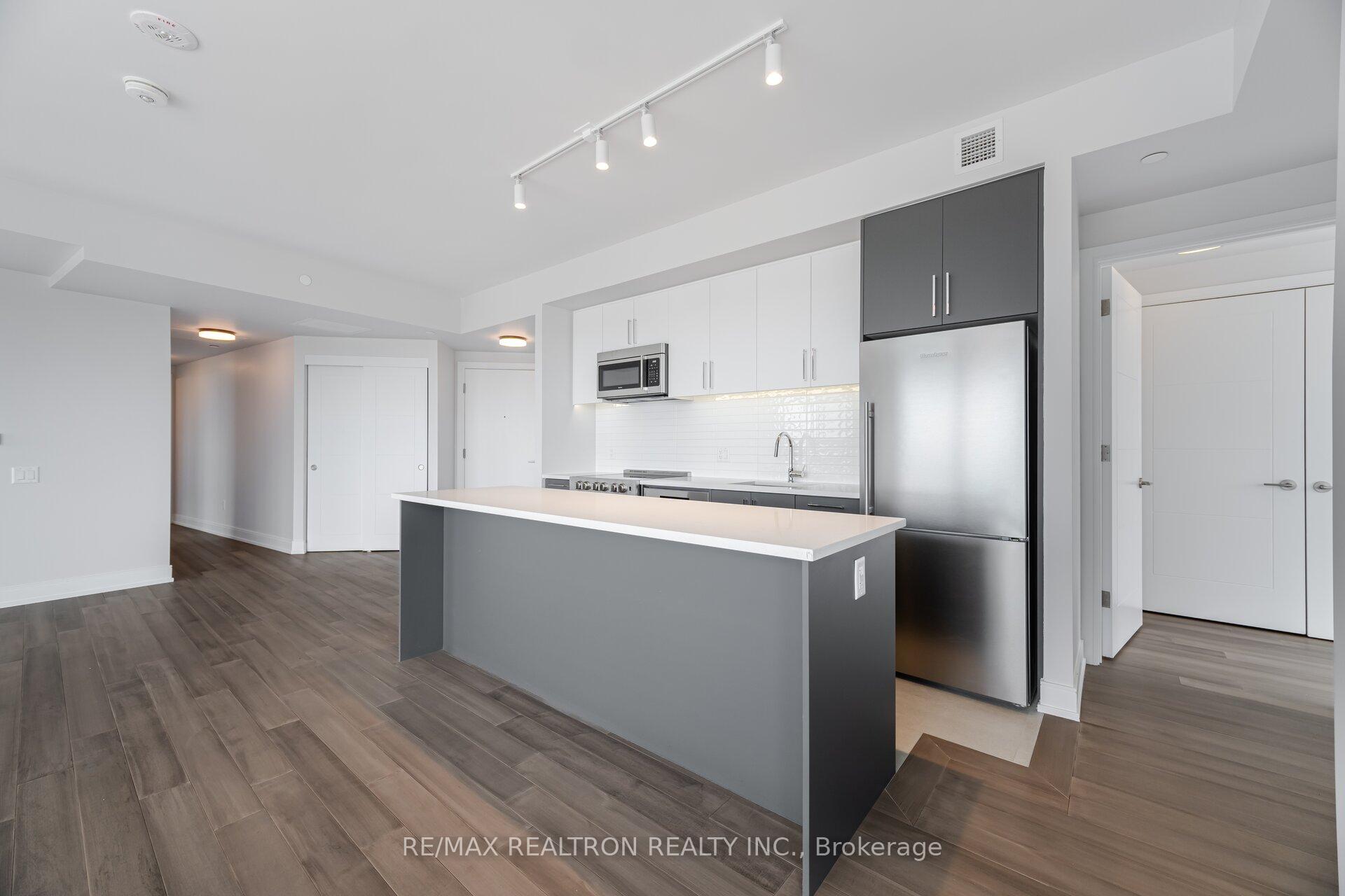 Photo 6 of Unit 1107, 2525 Bathurst Street, Toronto, Forest Hill North — HOMEH