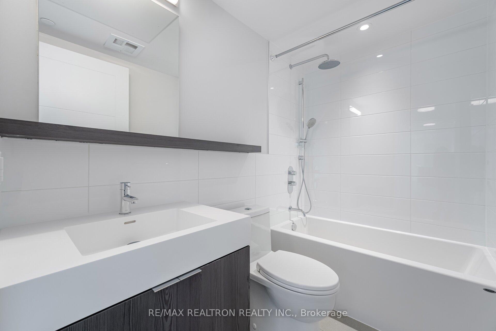 Photo 3 of Unit 1107, 2525 Bathurst Street, Toronto, Forest Hill North — HOMEH