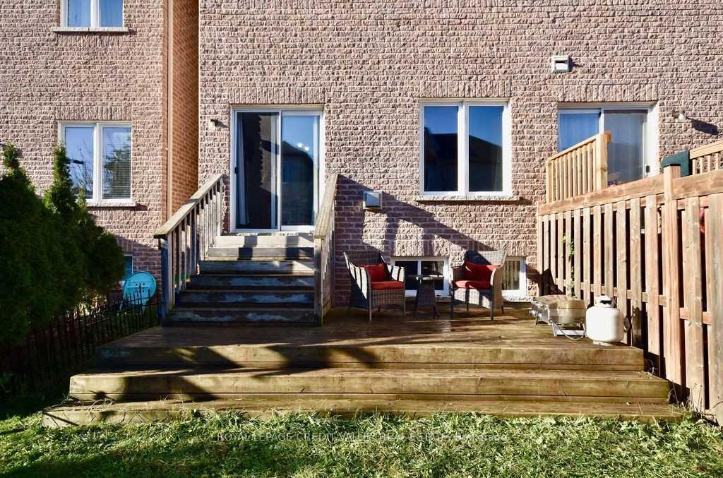 Photo 20 of Unit Upper, 118 Stanley Street, Barrie, East Bayfield — HOMEH