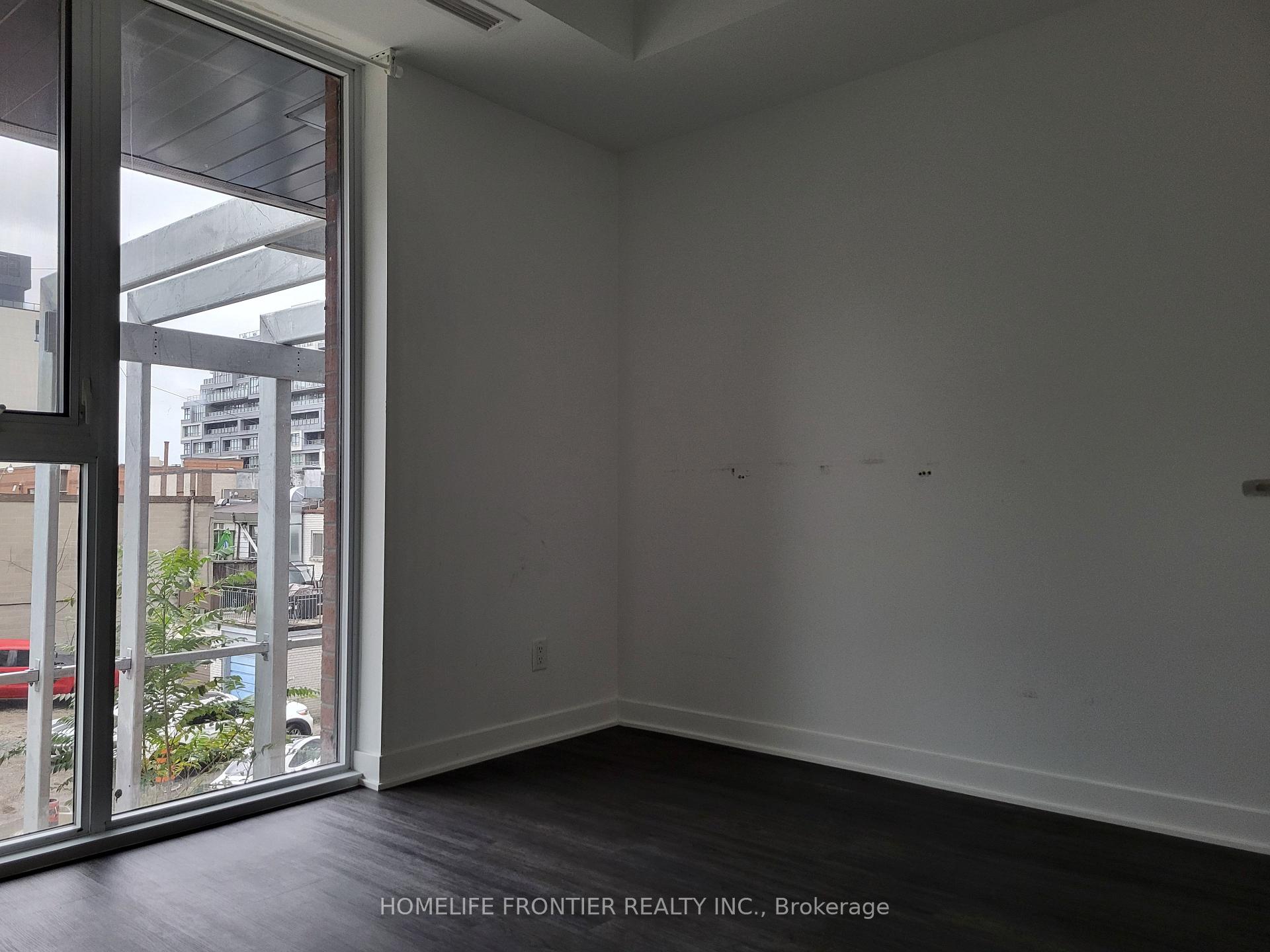 Photo 5 of Unit 204, 185 Alberta Avenue, Toronto, Oakwood Village — HOMEH