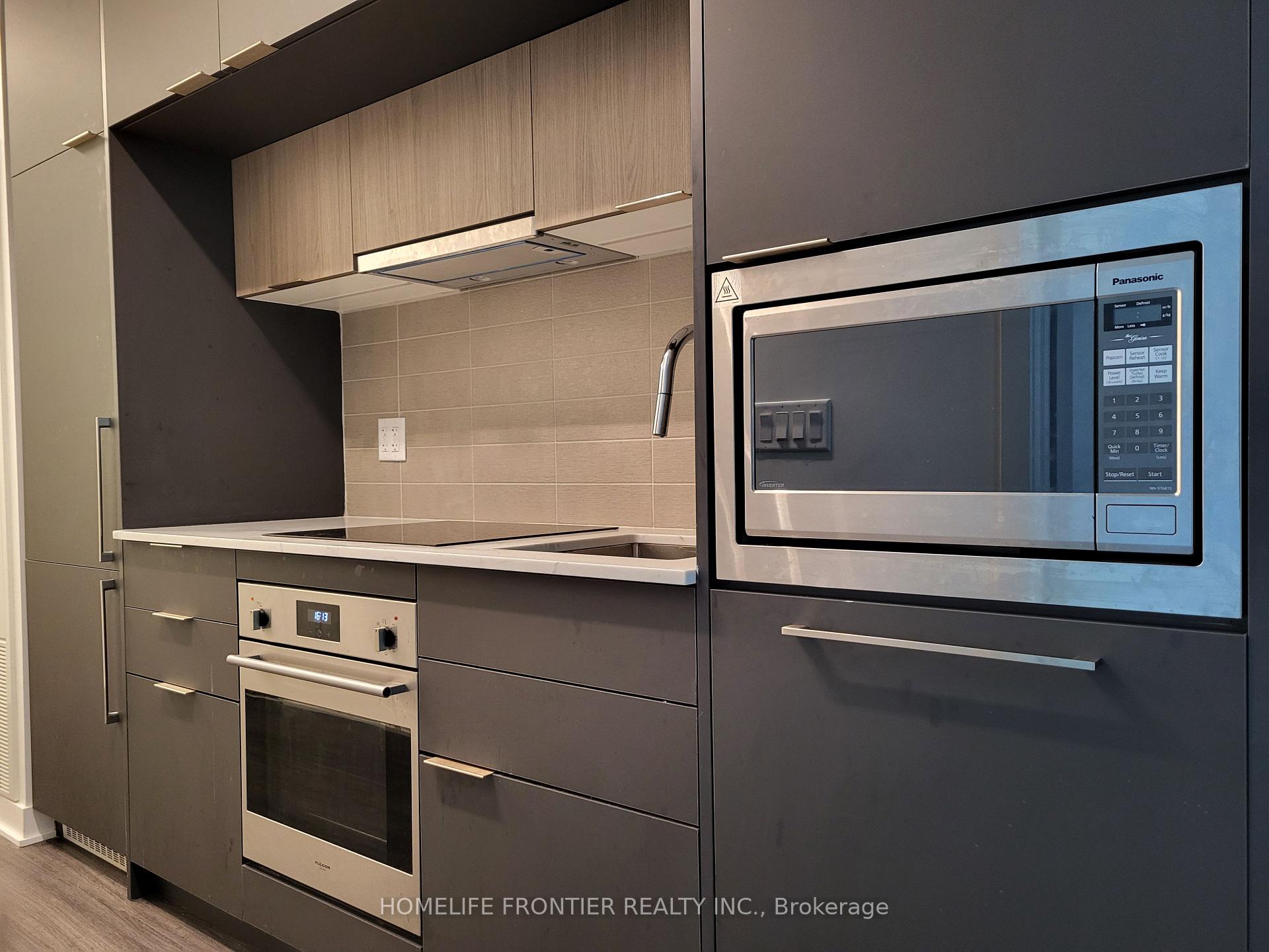 Photo 10 of Unit 204, 185 Alberta Avenue, Toronto, Oakwood Village — HOMEH
