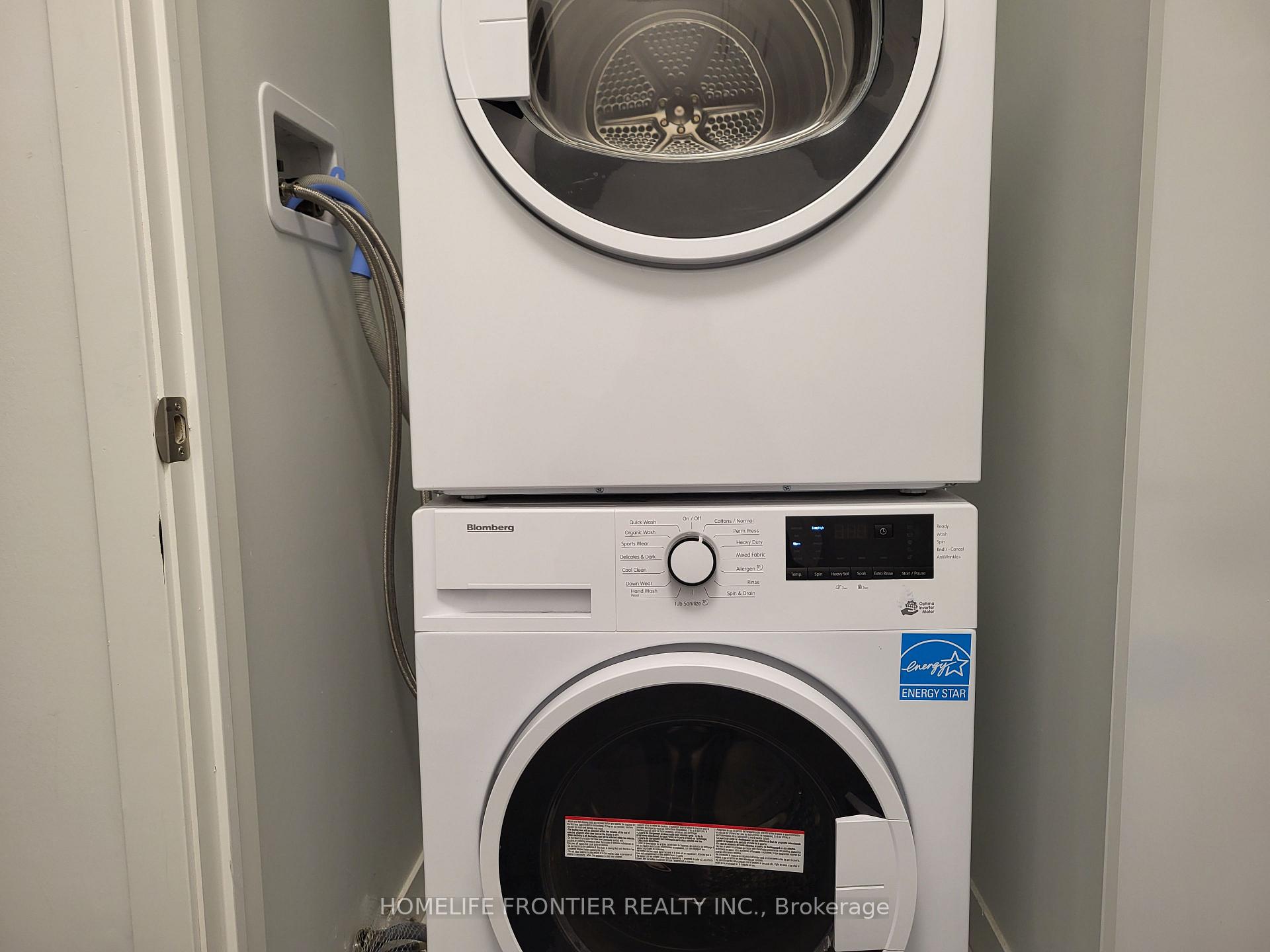 Photo 3 of Unit 204, 185 Alberta Avenue, Toronto, Oakwood Village — HOMEH