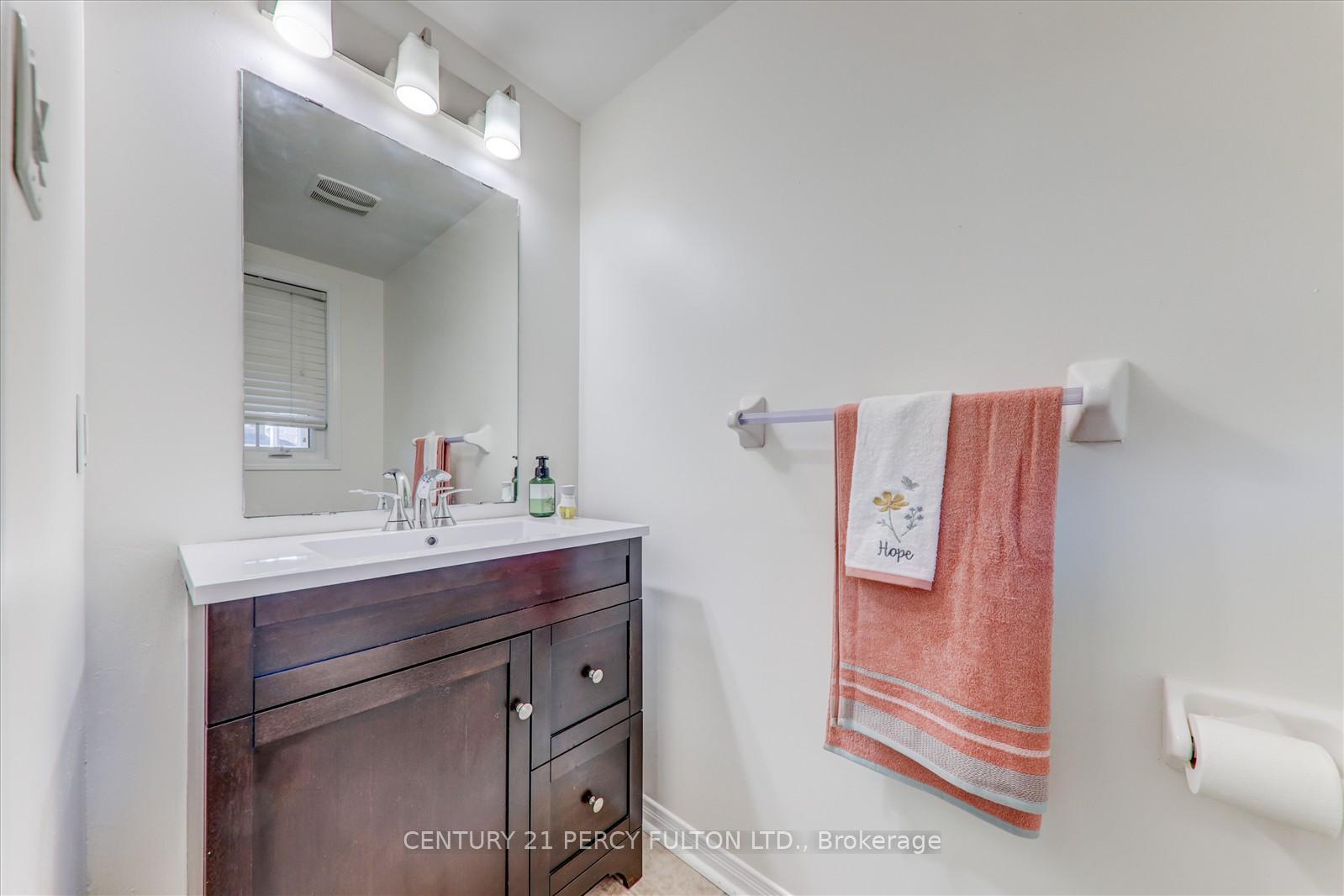 Photo 5 of 22 Gallimere Court, Whitby, Blue Grass Meadows — HOMEH
