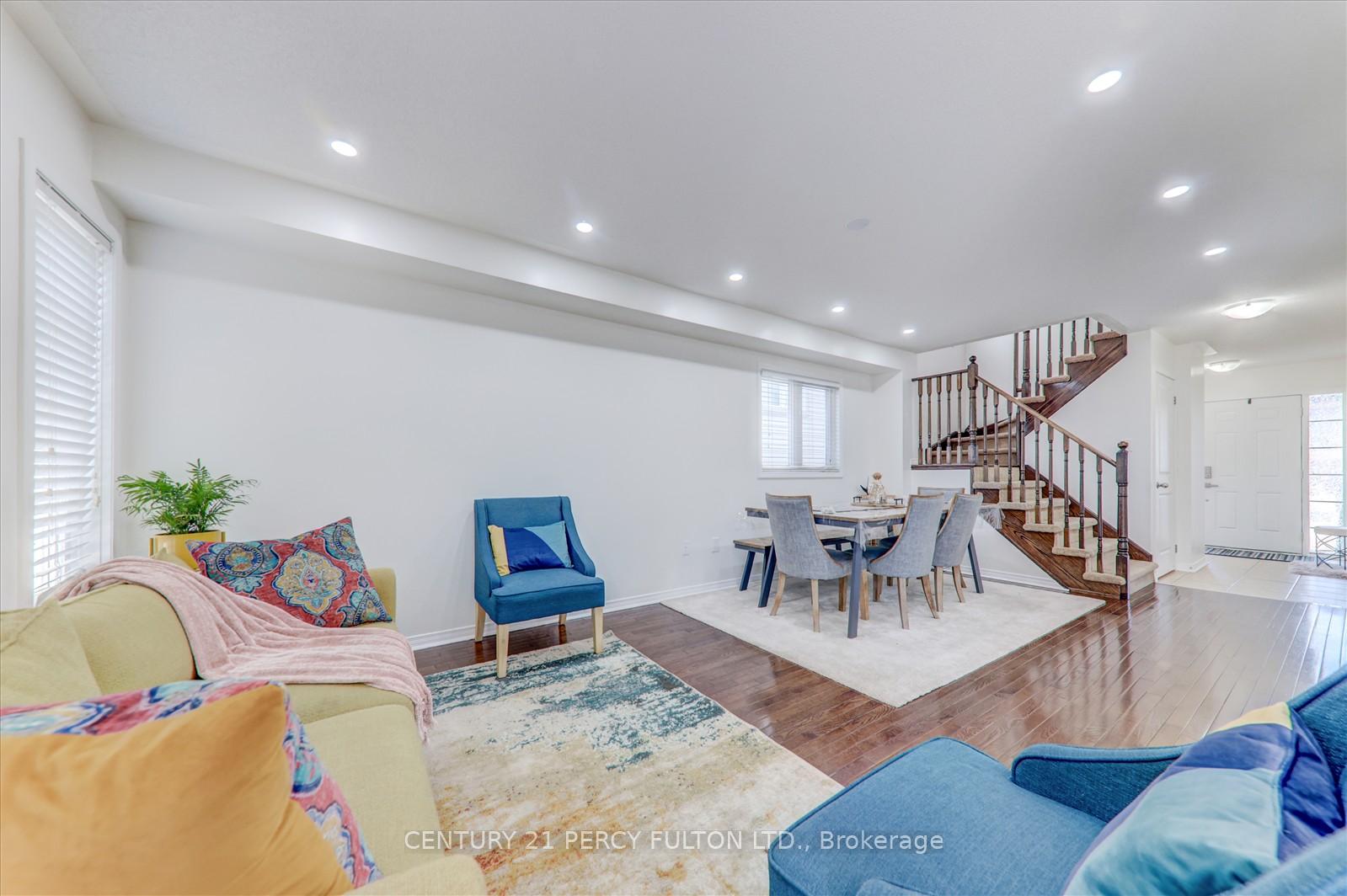 Photo 12 of 22 Gallimere Court, Whitby, Blue Grass Meadows — HOMEH