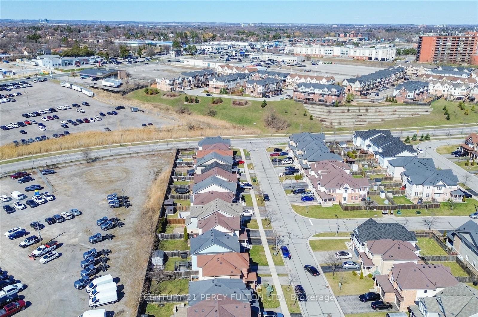 Photo 40 of 22 Gallimere Court, Whitby, Blue Grass Meadows — HOMEH
