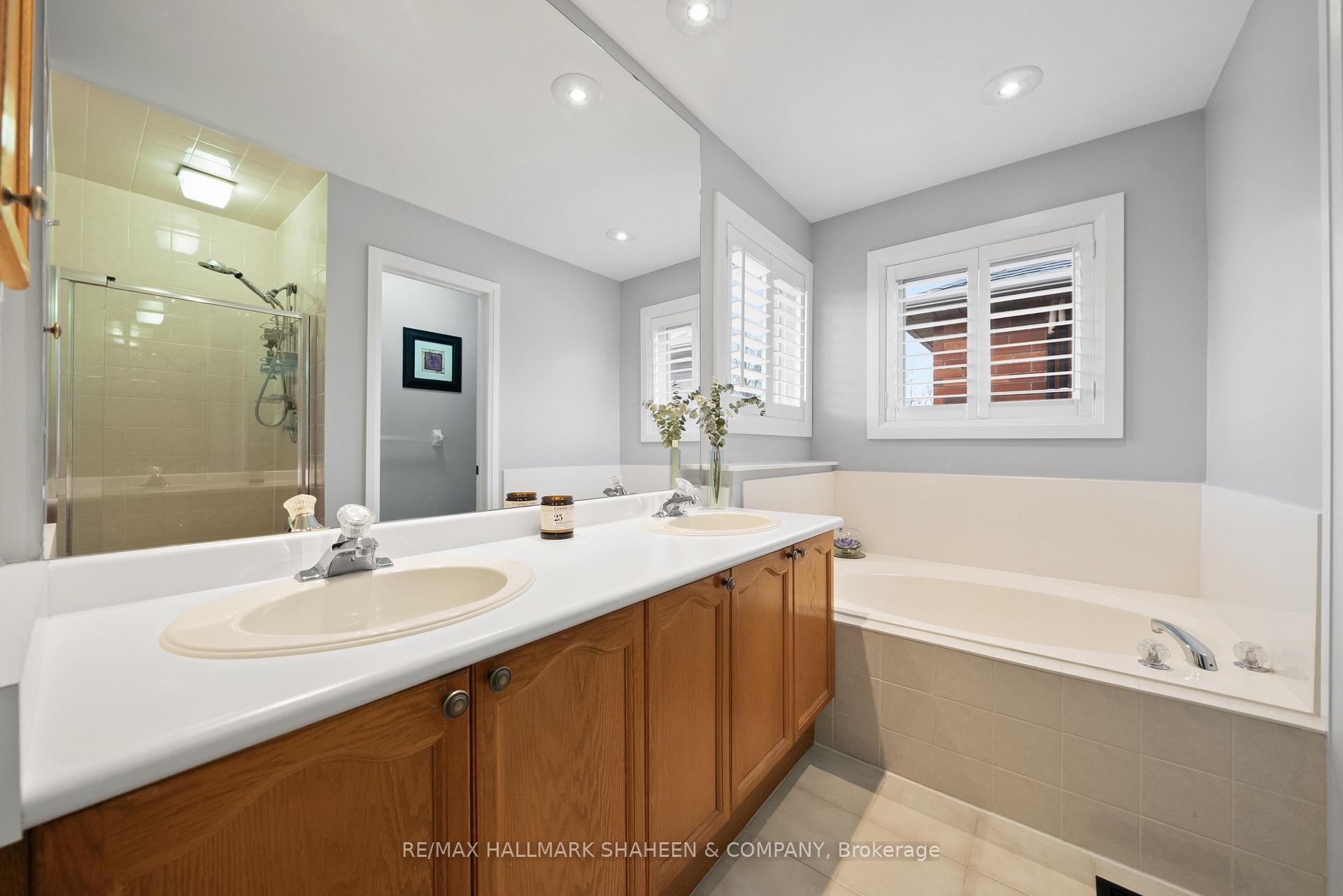 Photo 14 of 150 Thicket Crescent, Pickering, Highbush — HOMEH