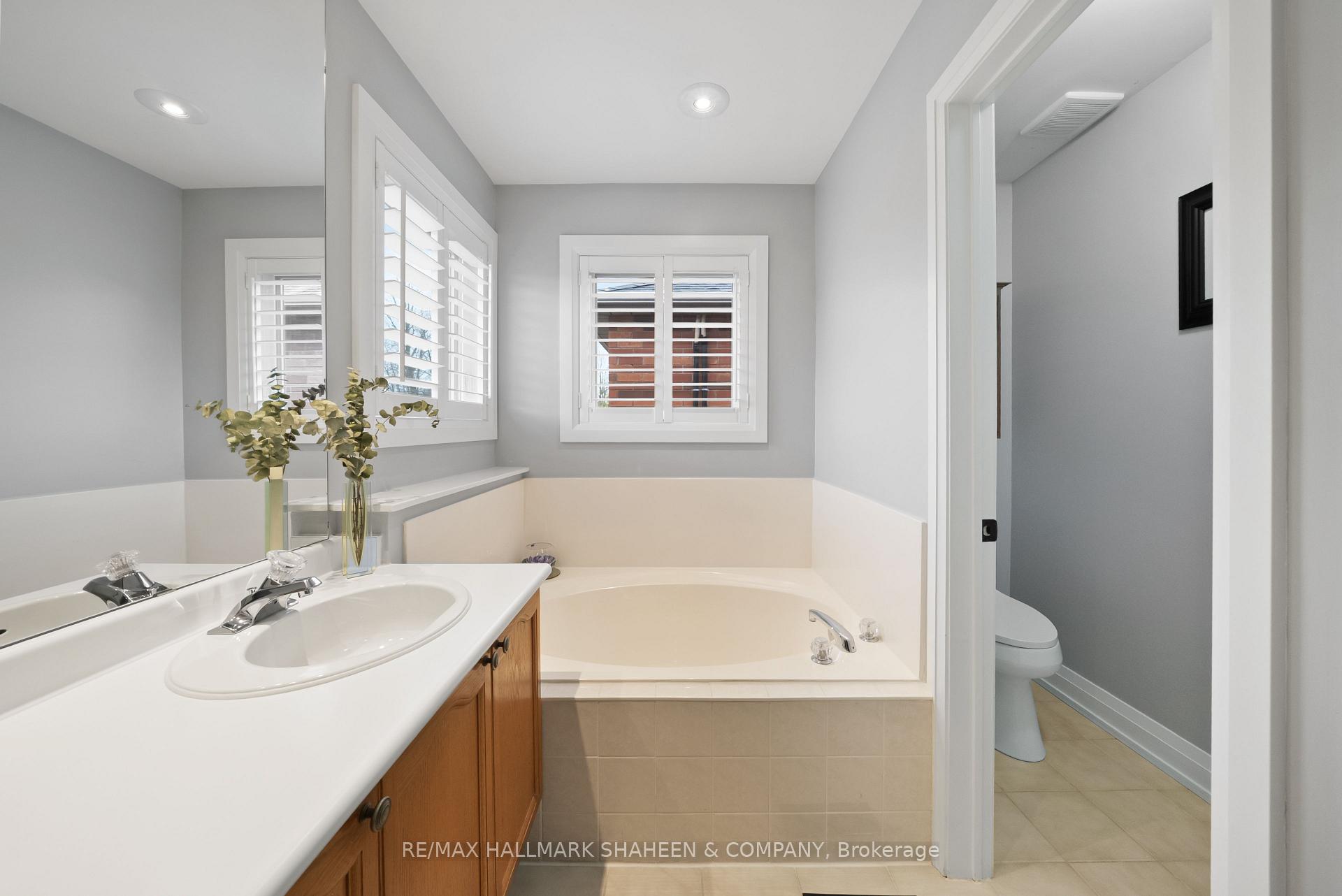 Photo 38 of 150 Thicket Crescent, Pickering, Highbush — HOMEH