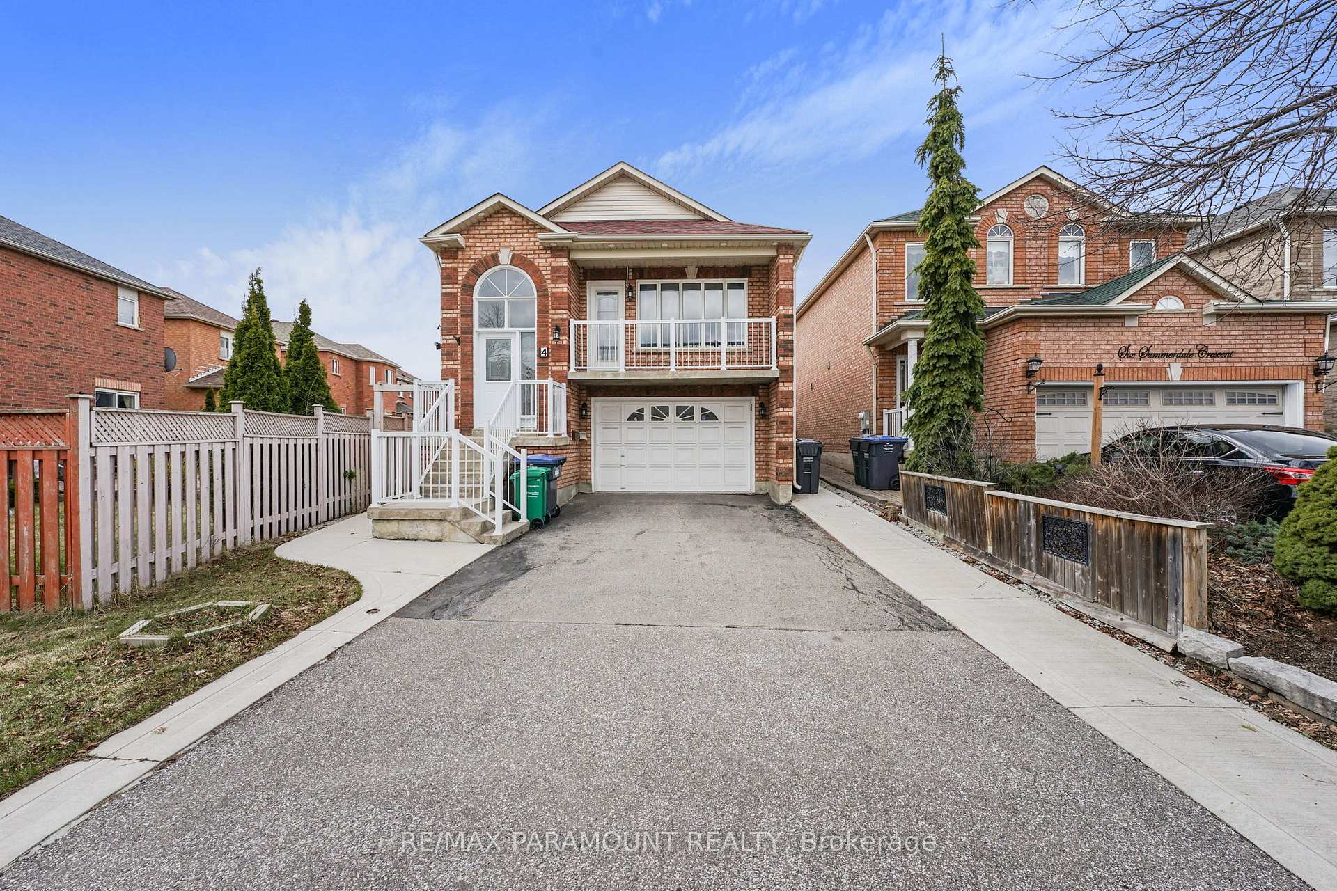 Front of 4 Summerdale Crescent