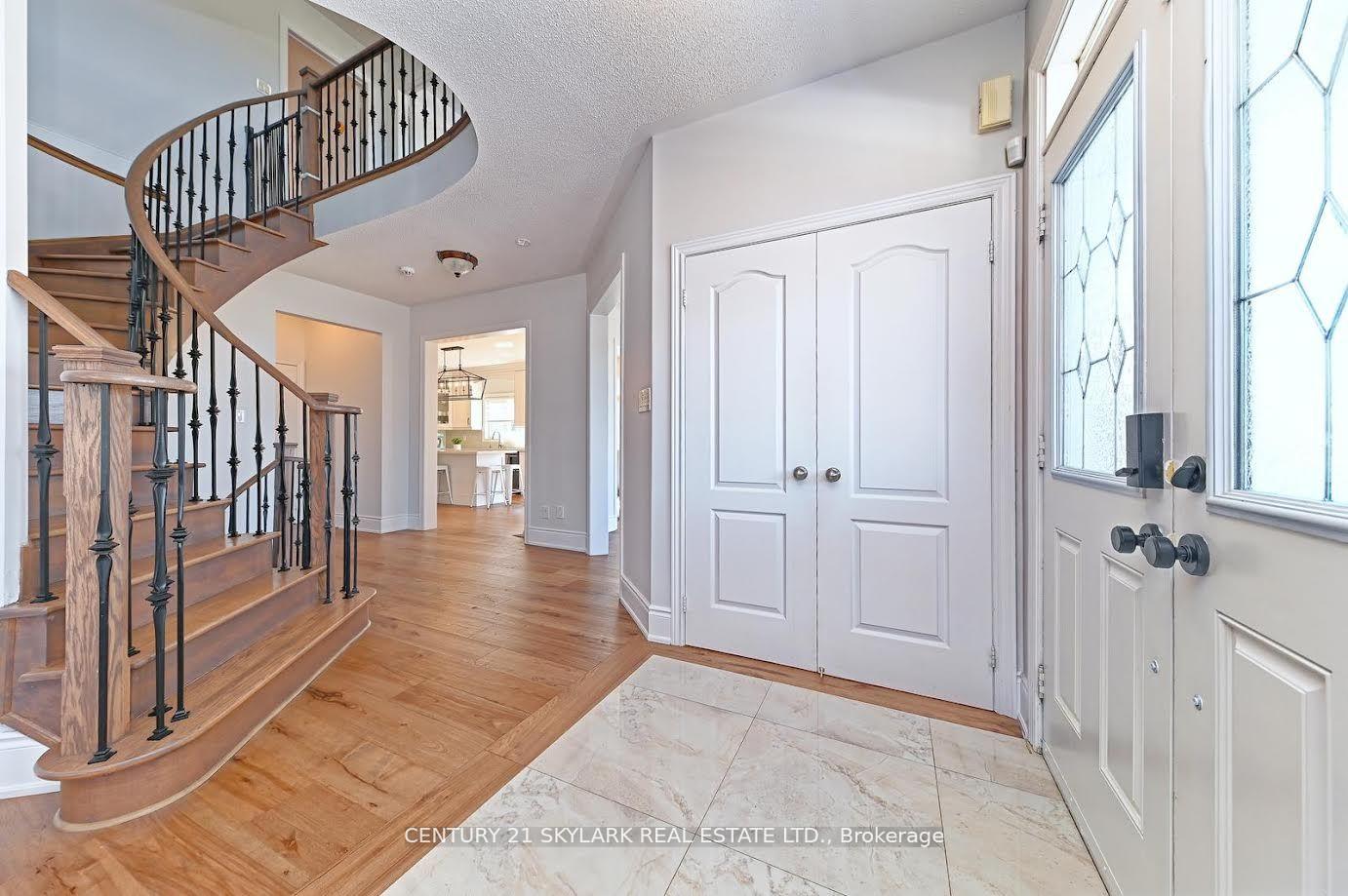 Photo 2 of 45 Kidbrook Road, Brampton, Bram East — HOMEH