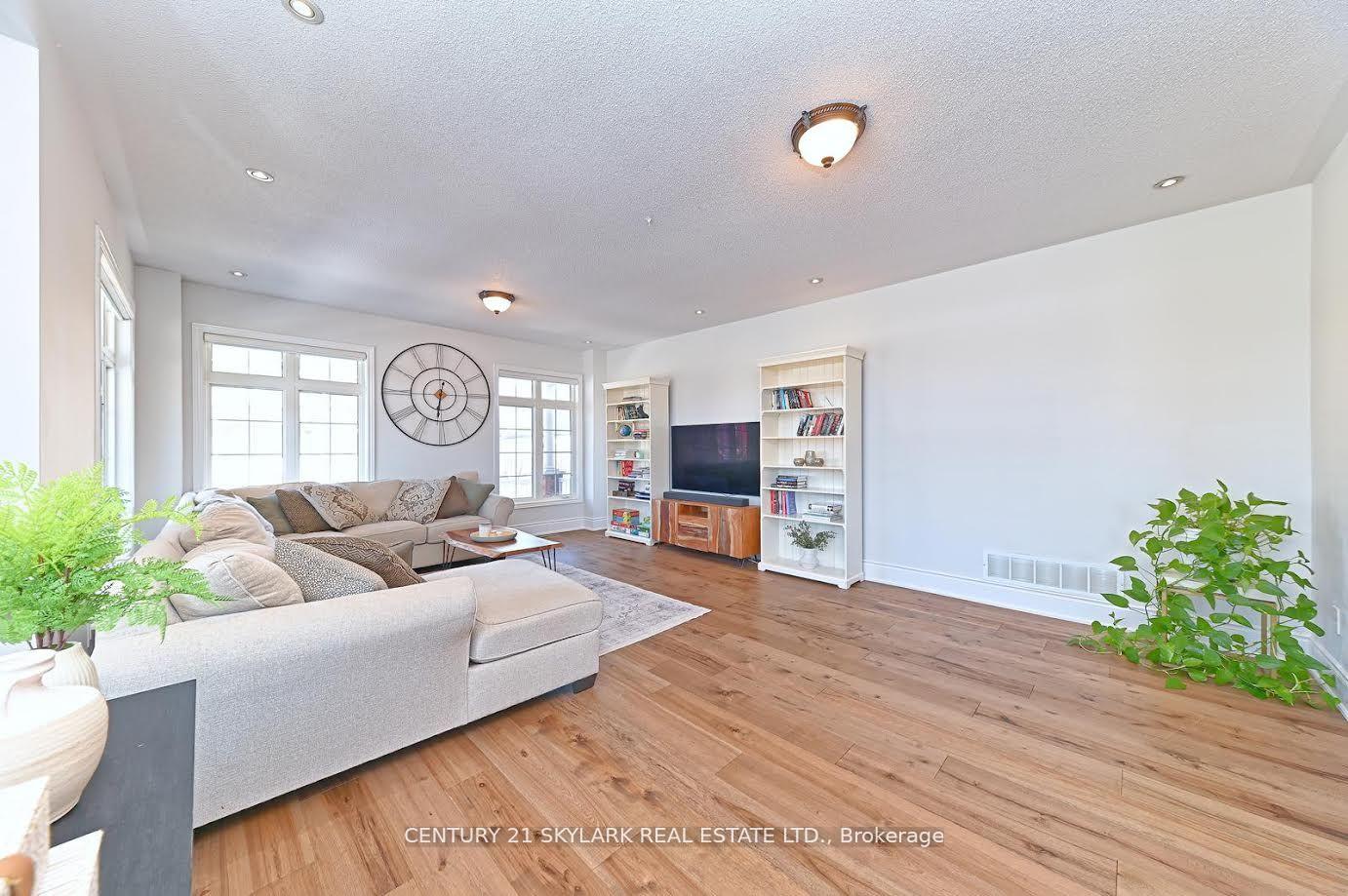Photo 12 of 45 Kidbrook Road, Brampton, Bram East — HOMEH
