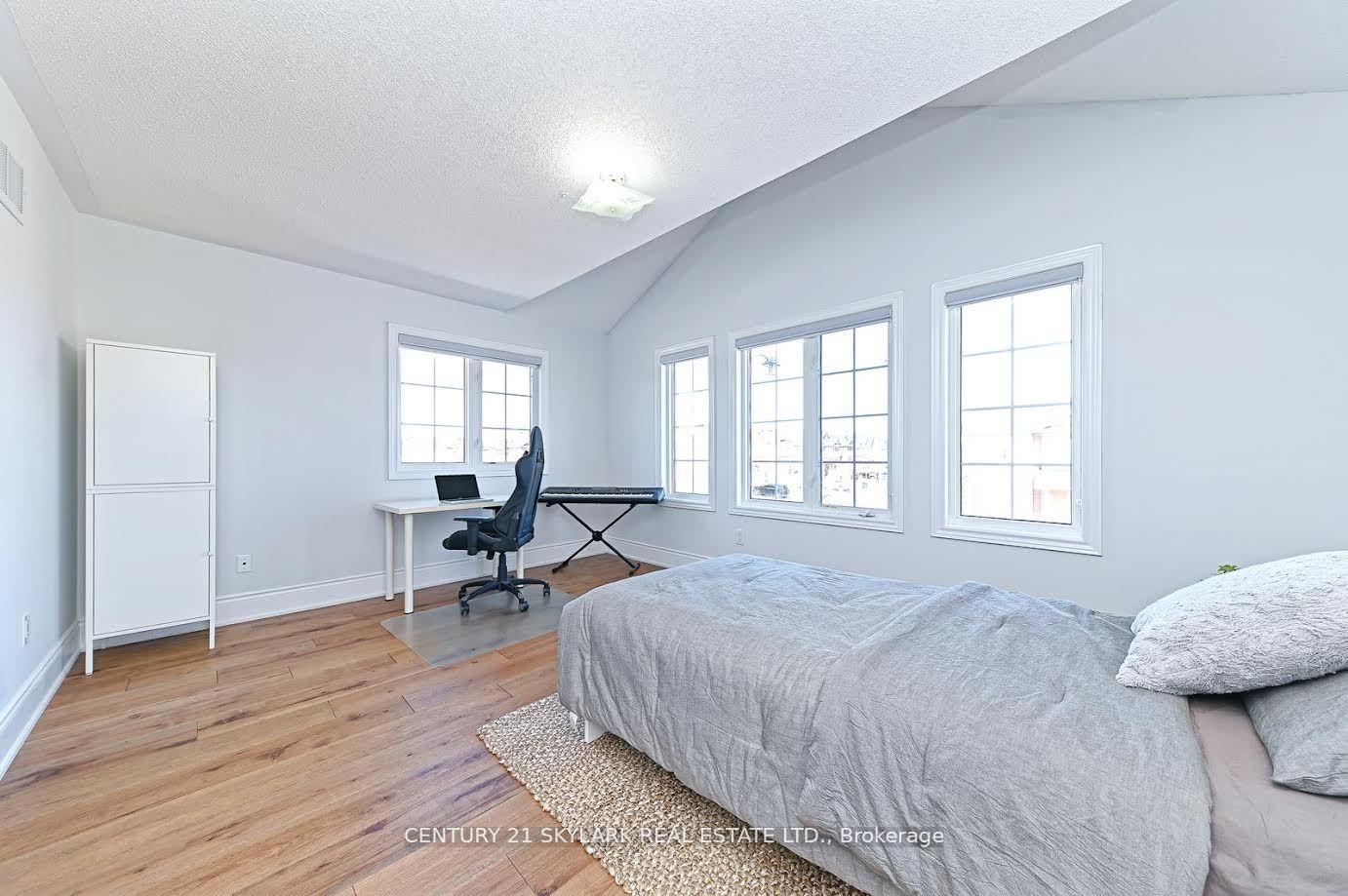 Photo 15 of 45 Kidbrook Road, Brampton, Bram East — HOMEH