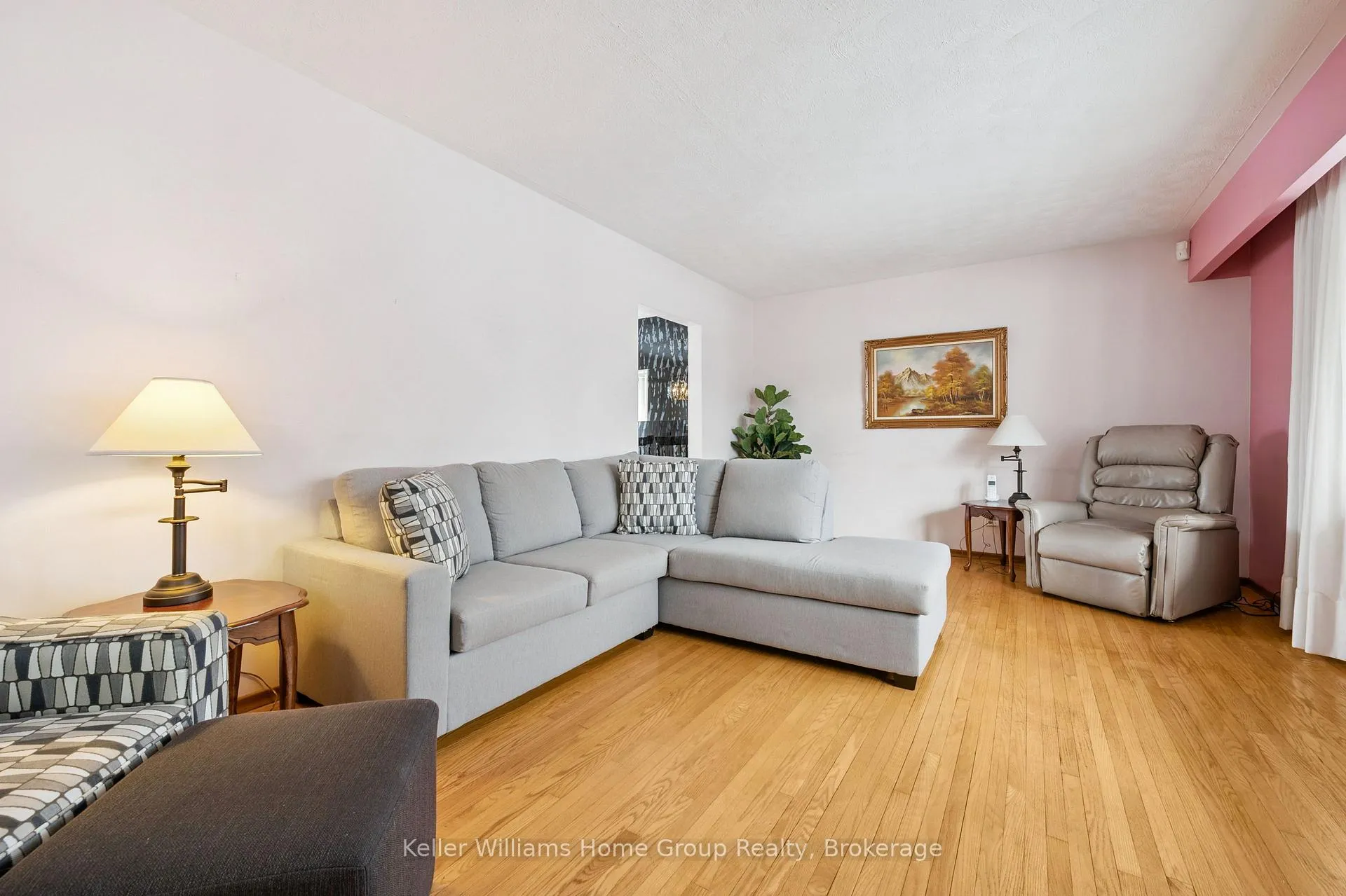 Photo 88 of 62 Brentwood Drive, Guelph, Riverside Park — HOMEH