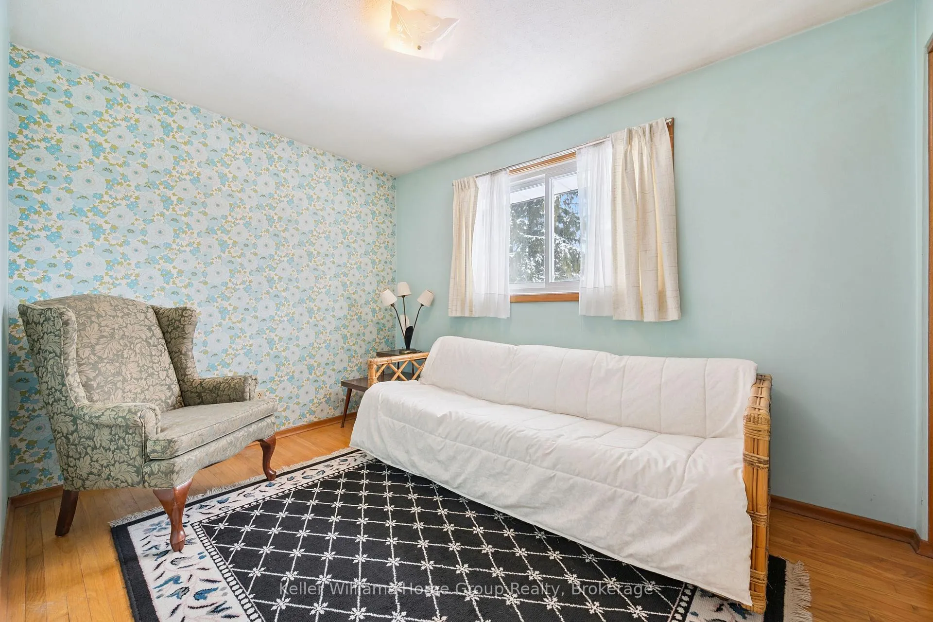 Photo 376 of 62 Brentwood Drive, Guelph, Riverside Park — HOMEH