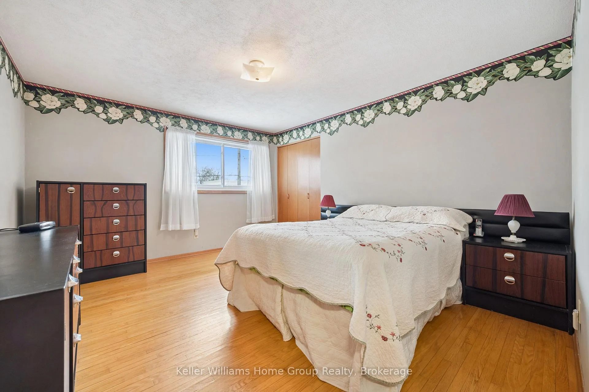 Photo 370 of 62 Brentwood Drive, Guelph, Riverside Park — HOMEH