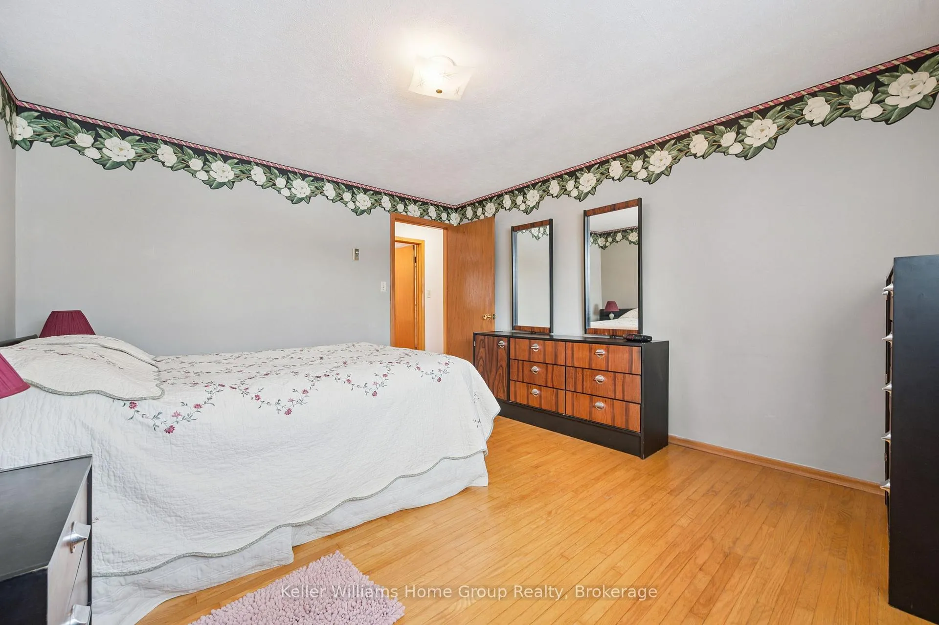 Photo 415 of 62 Brentwood Drive, Guelph, Riverside Park — HOMEH
