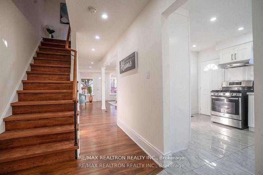 Photo 5 of 626 Balsam Crescent, Oshawa, Lakeview — HOMEH