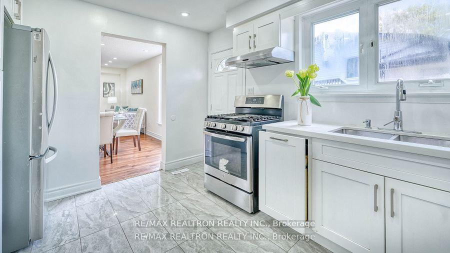 Photo 18 of 626 Balsam Crescent, Oshawa, Lakeview — HOMEH