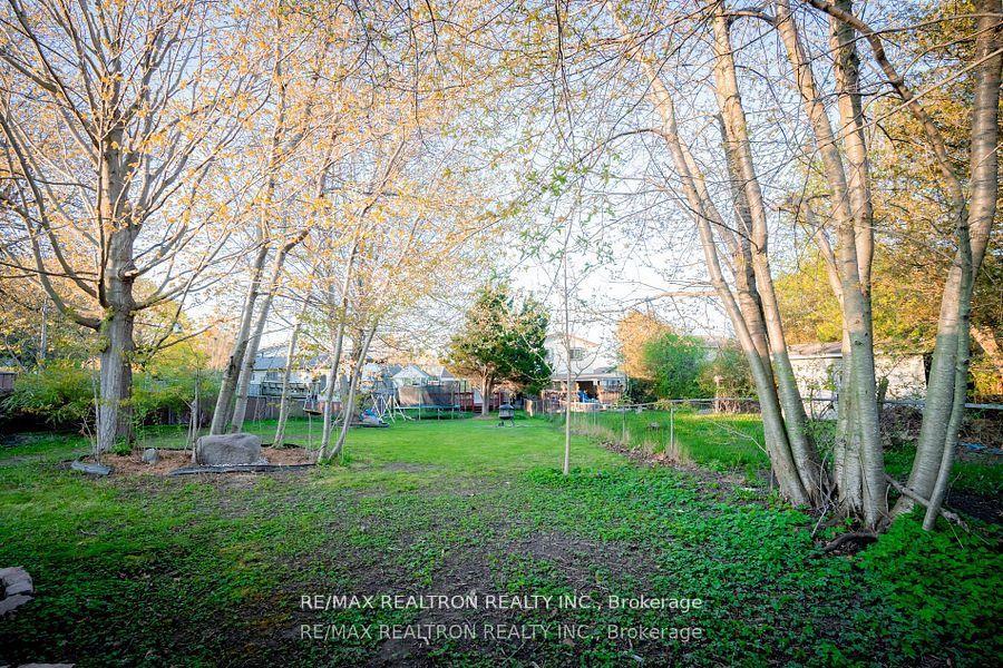 Photo 40 of 626 Balsam Crescent, Oshawa, Lakeview — HOMEH