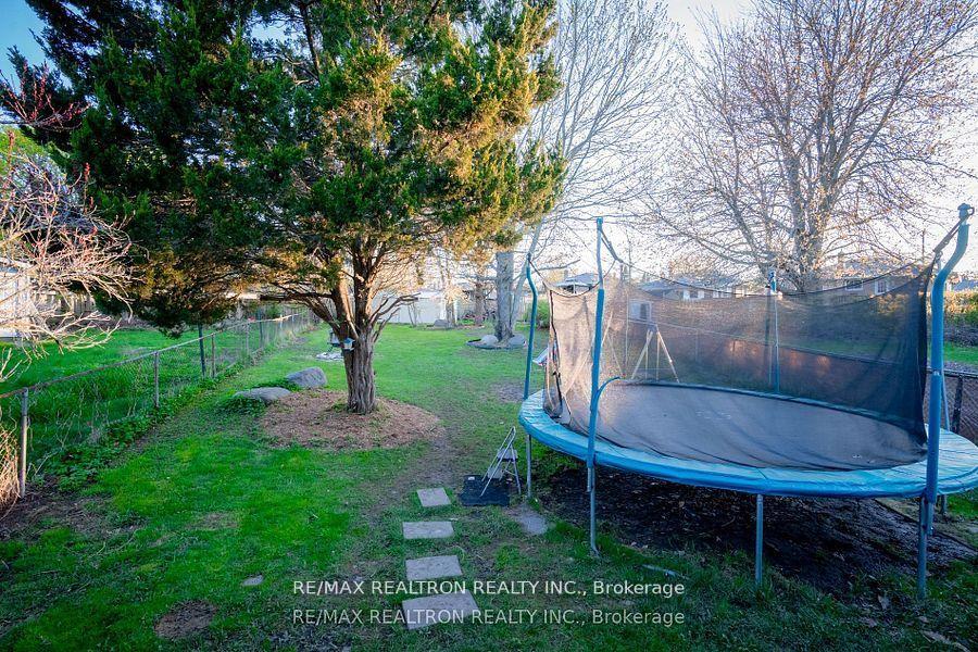 Photo 47 of 626 Balsam Crescent, Oshawa, Lakeview — HOMEH