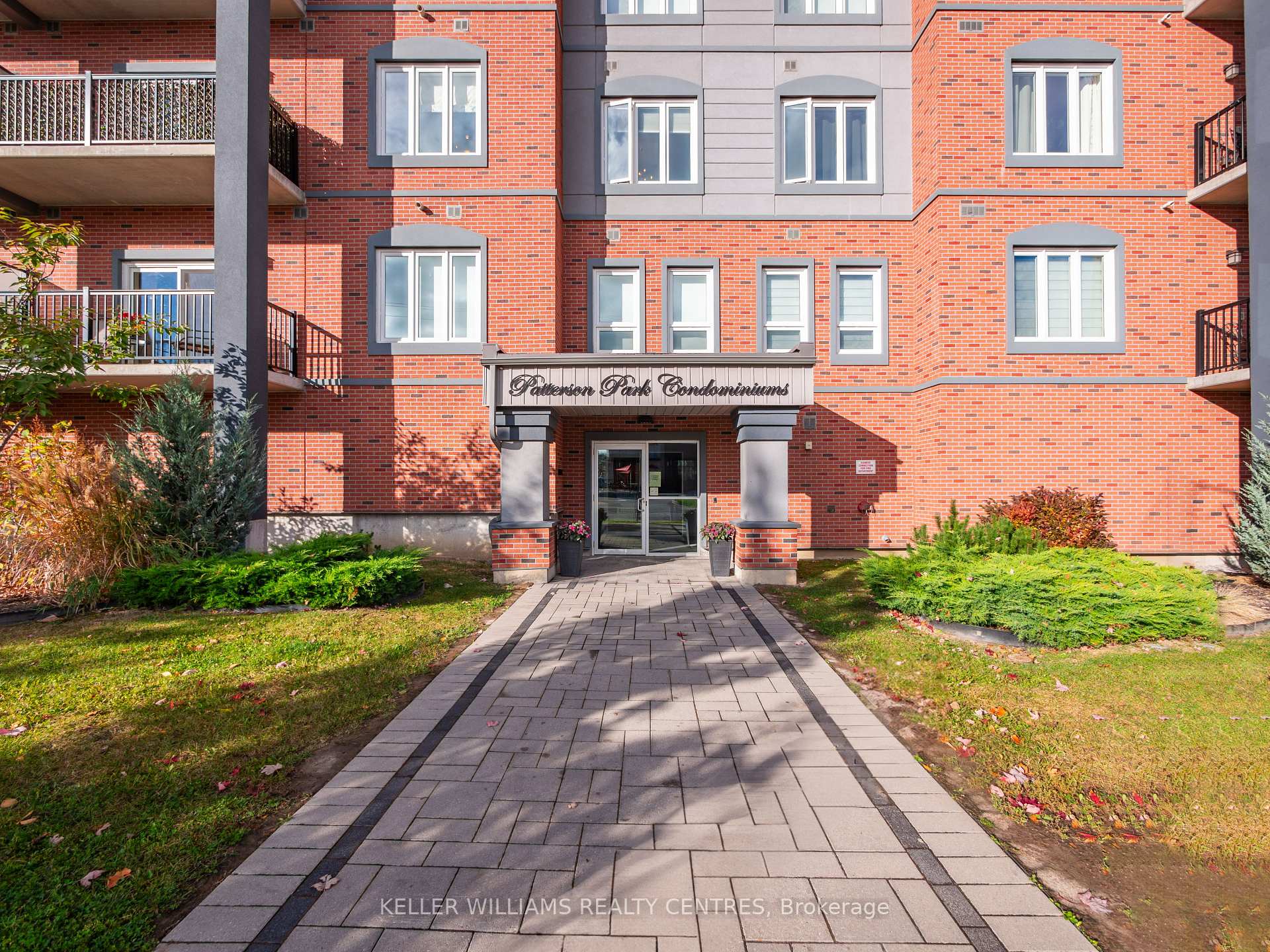 Photo 10 of Unit 206, 43 Dale Drive, New Tecumseth, Beeton — HOMEH