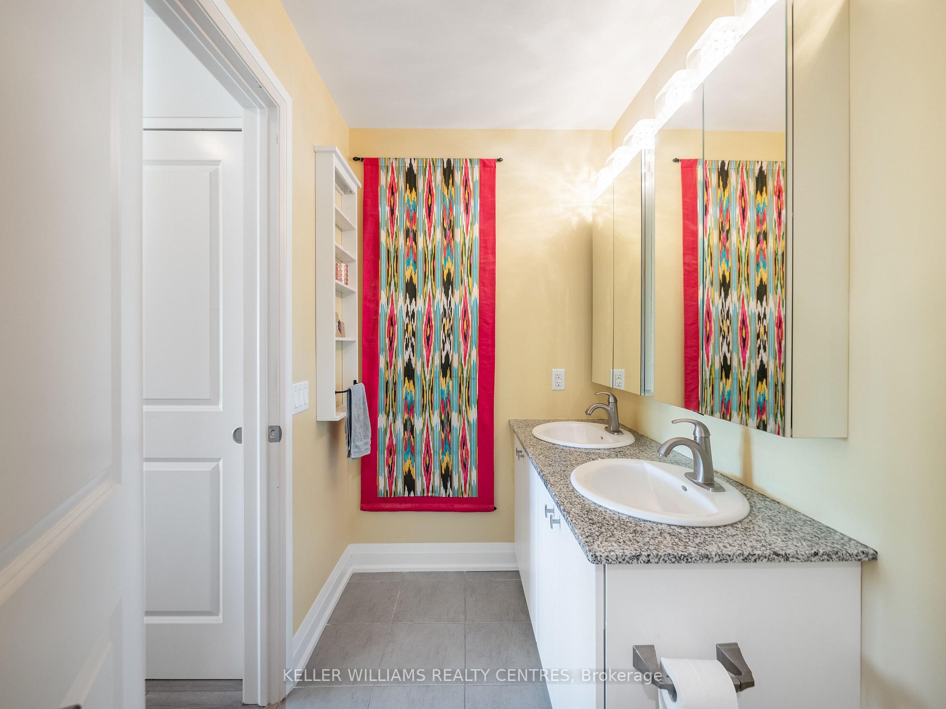 Photo 18 of Unit 206, 43 Dale Drive, New Tecumseth, Beeton — HOMEH