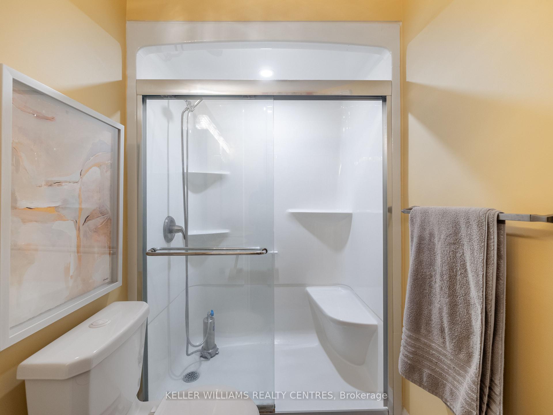 Photo 23 of Unit 206, 43 Dale Drive, New Tecumseth, Beeton — HOMEH