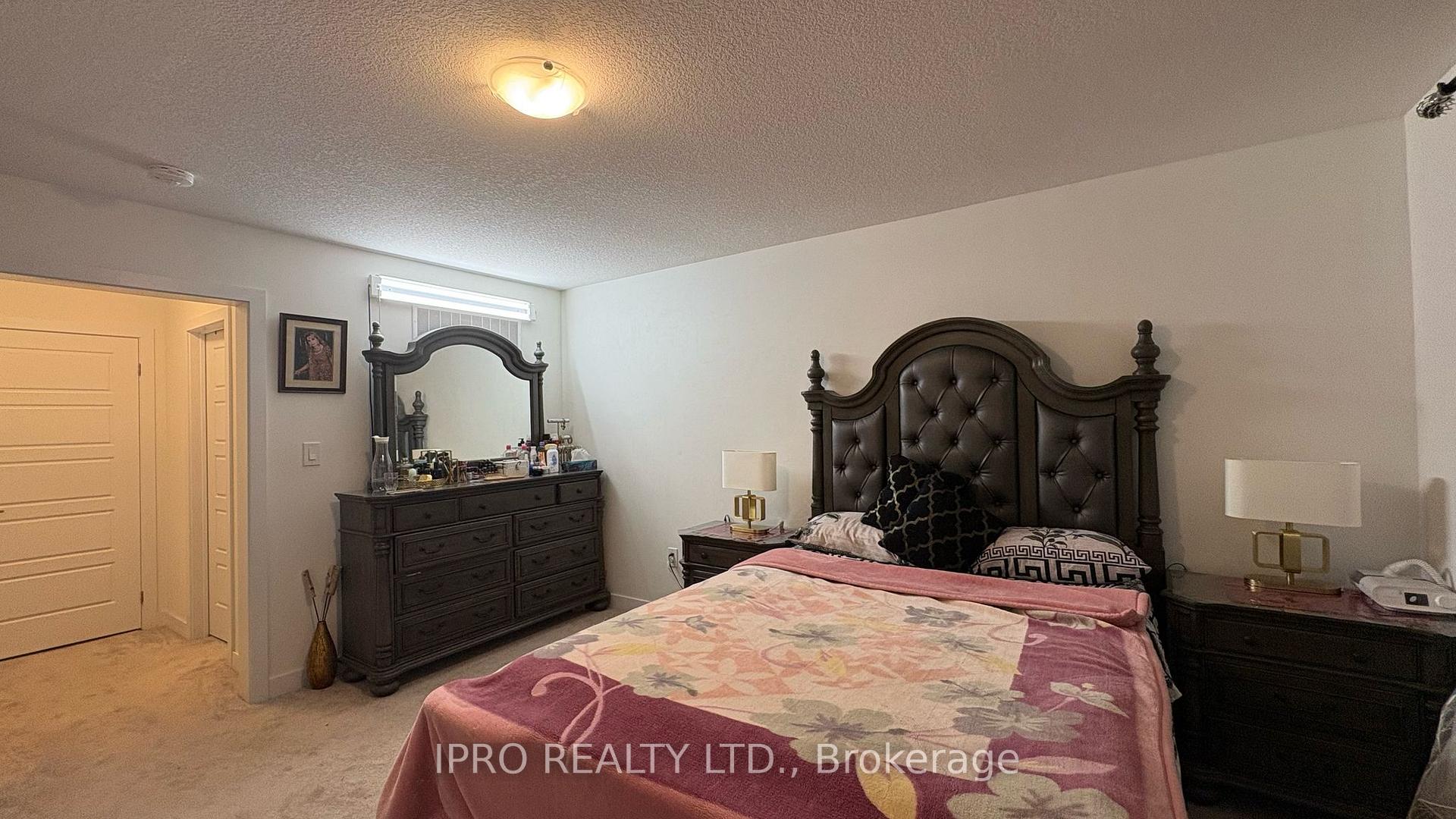 Photo 15 of 10 Wintergreen Crescent, Haldimand — HOMEH