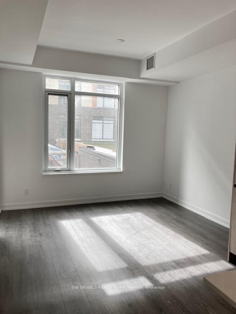 Photo 2 of Unit 210, 8 Beverley Glen Boulevard, Vaughan, Beverley Glen — HOMEH