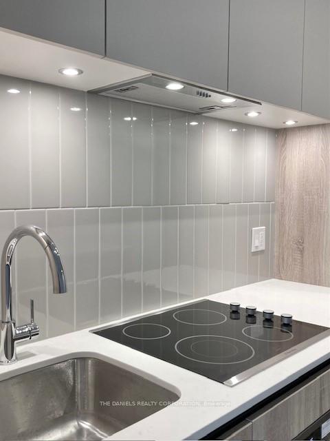 Photo 5 of Unit 210, 8 Beverley Glen Boulevard, Vaughan, Beverley Glen — HOMEH