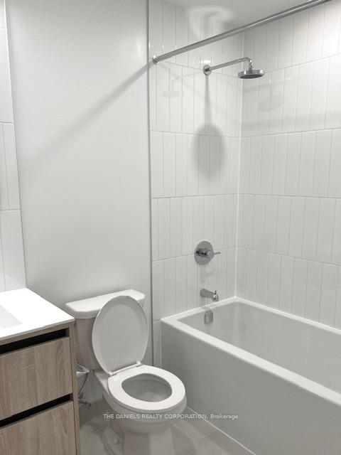 Photo 14 of Unit 210, 8 Beverley Glen Boulevard, Vaughan, Beverley Glen — HOMEH