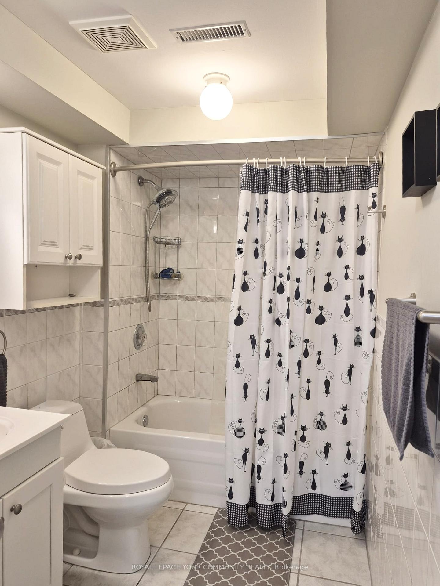 Photo 6 of 30 Arvida Drive, Vaughan, Brownridge — HOMEH