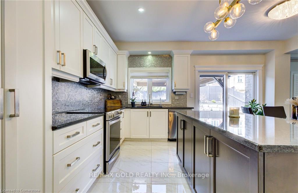 Photo 13 of 15 Wetland Way, Kitchener, Doon South — HOMEH