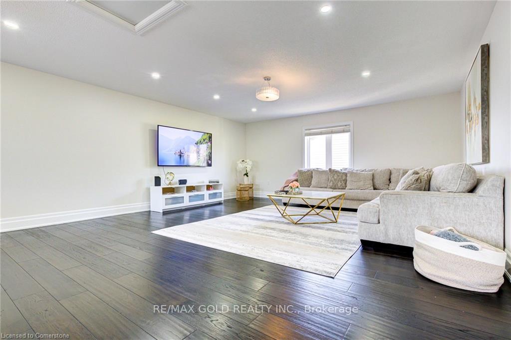 Photo 39 of 15 Wetland Way, Kitchener, Doon South — HOMEH