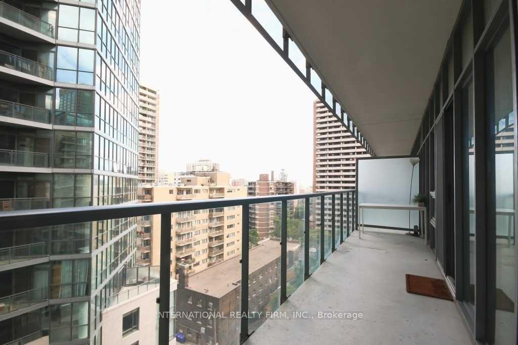 Photo 13 of Unit 901, 33 Charles Street E, Toronto, Church-Yonge Corridor — HOMEH