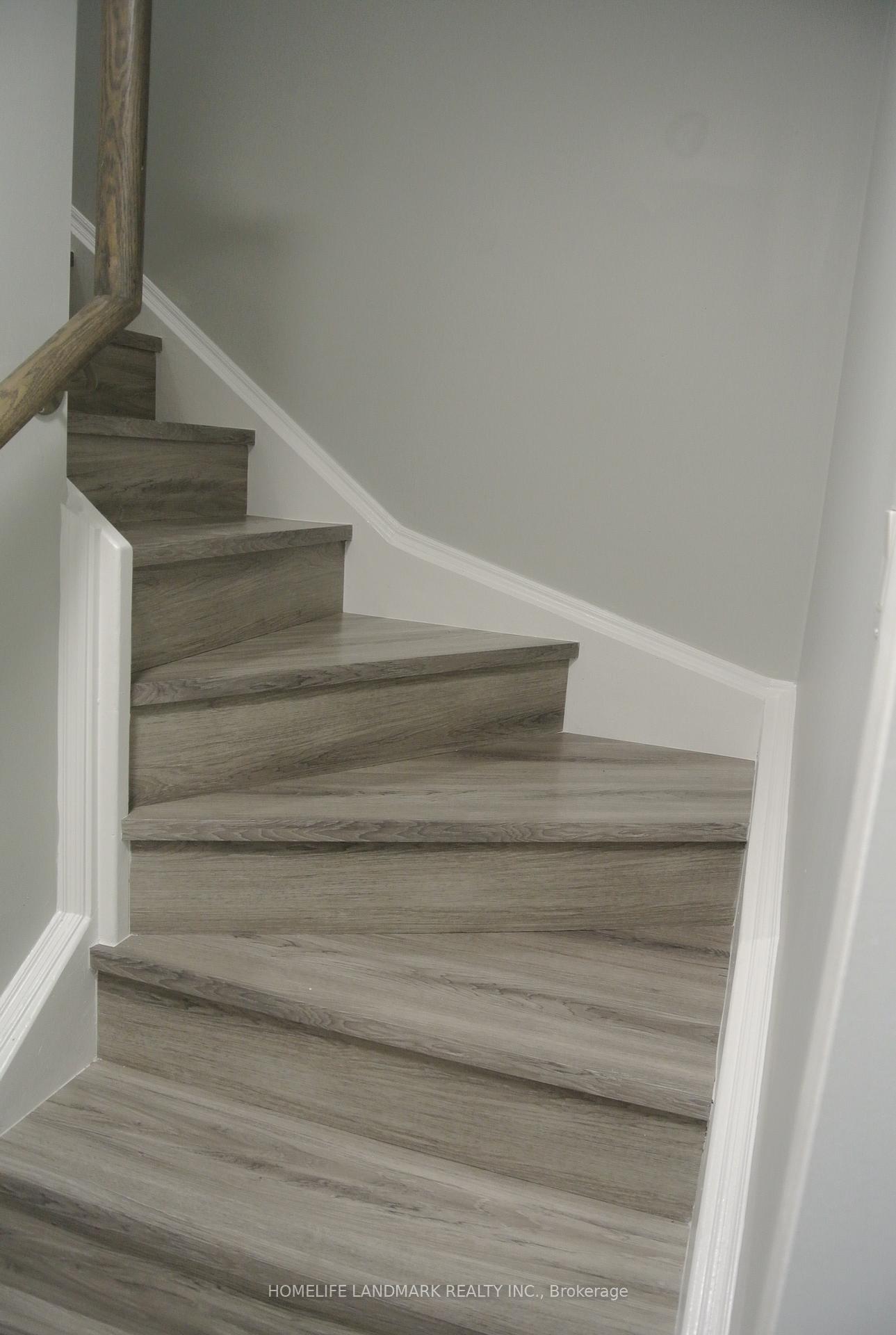 Photo 6 of 17 Seymour Street, Vaughan, Vaughan Grove — HOMEH