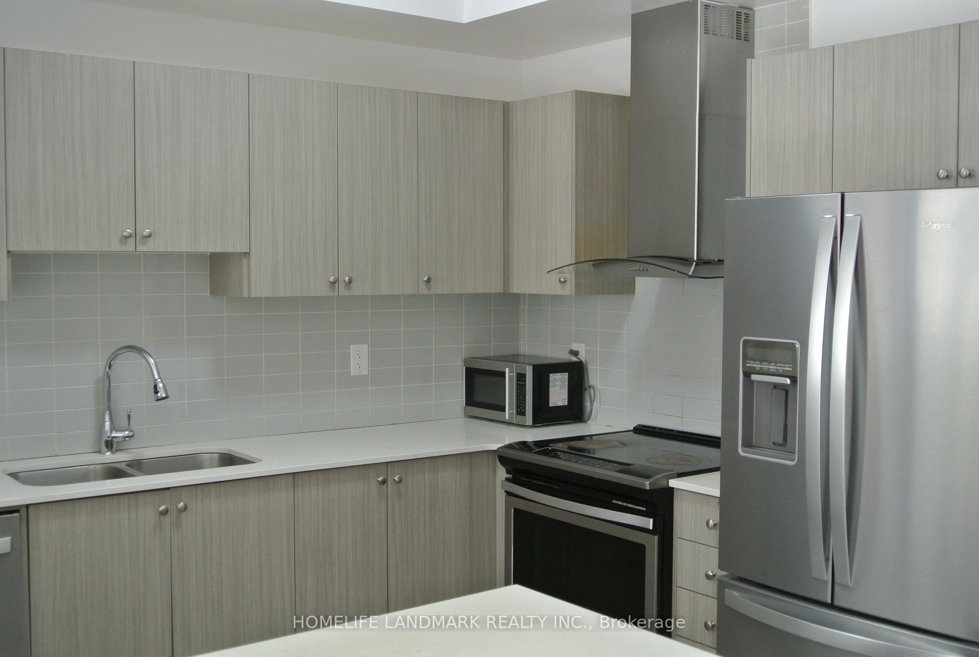 Photo 12 of 17 Seymour Street, Vaughan, Vaughan Grove — HOMEH